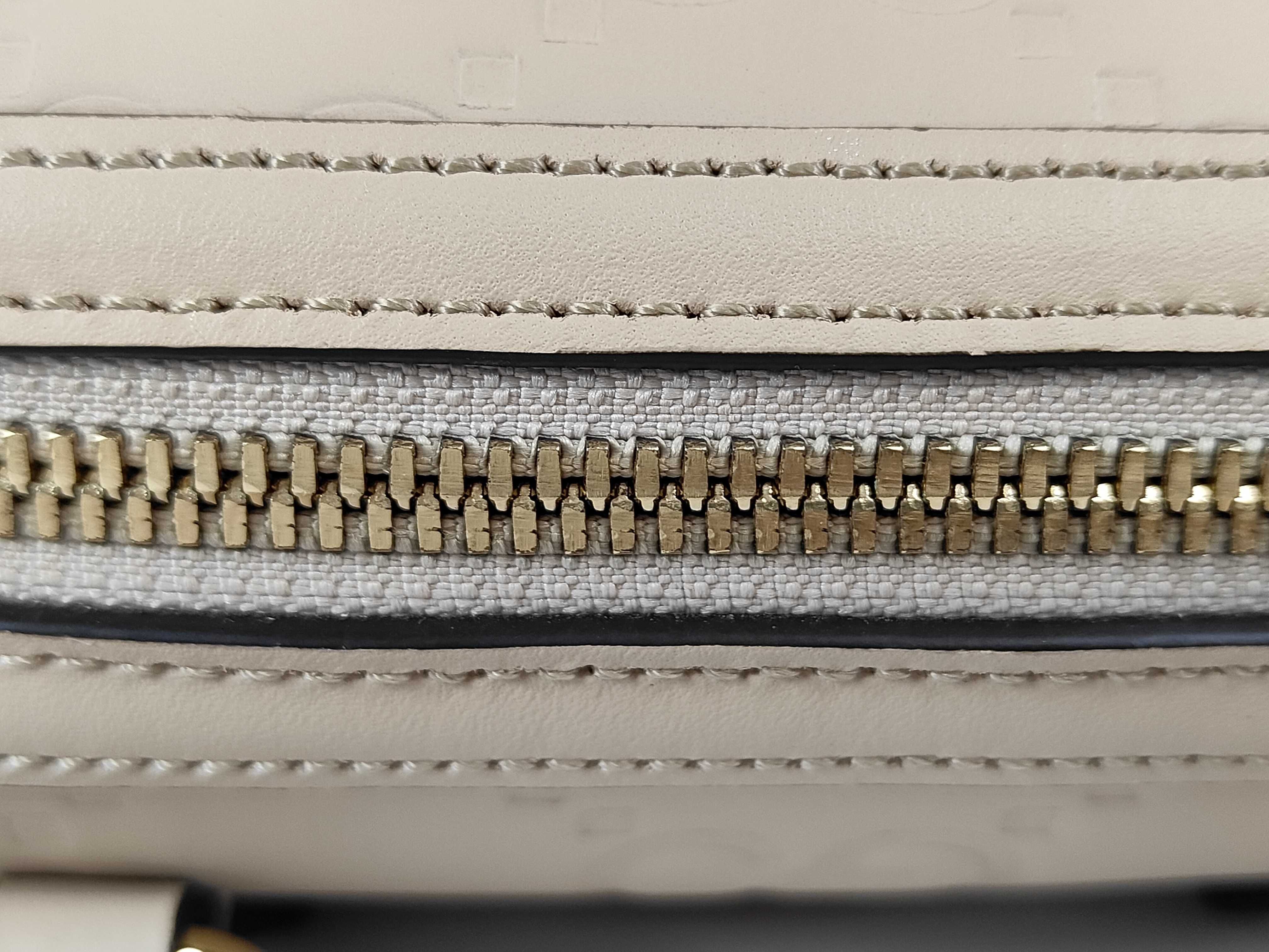 GG 2WAY Handbag — view 8