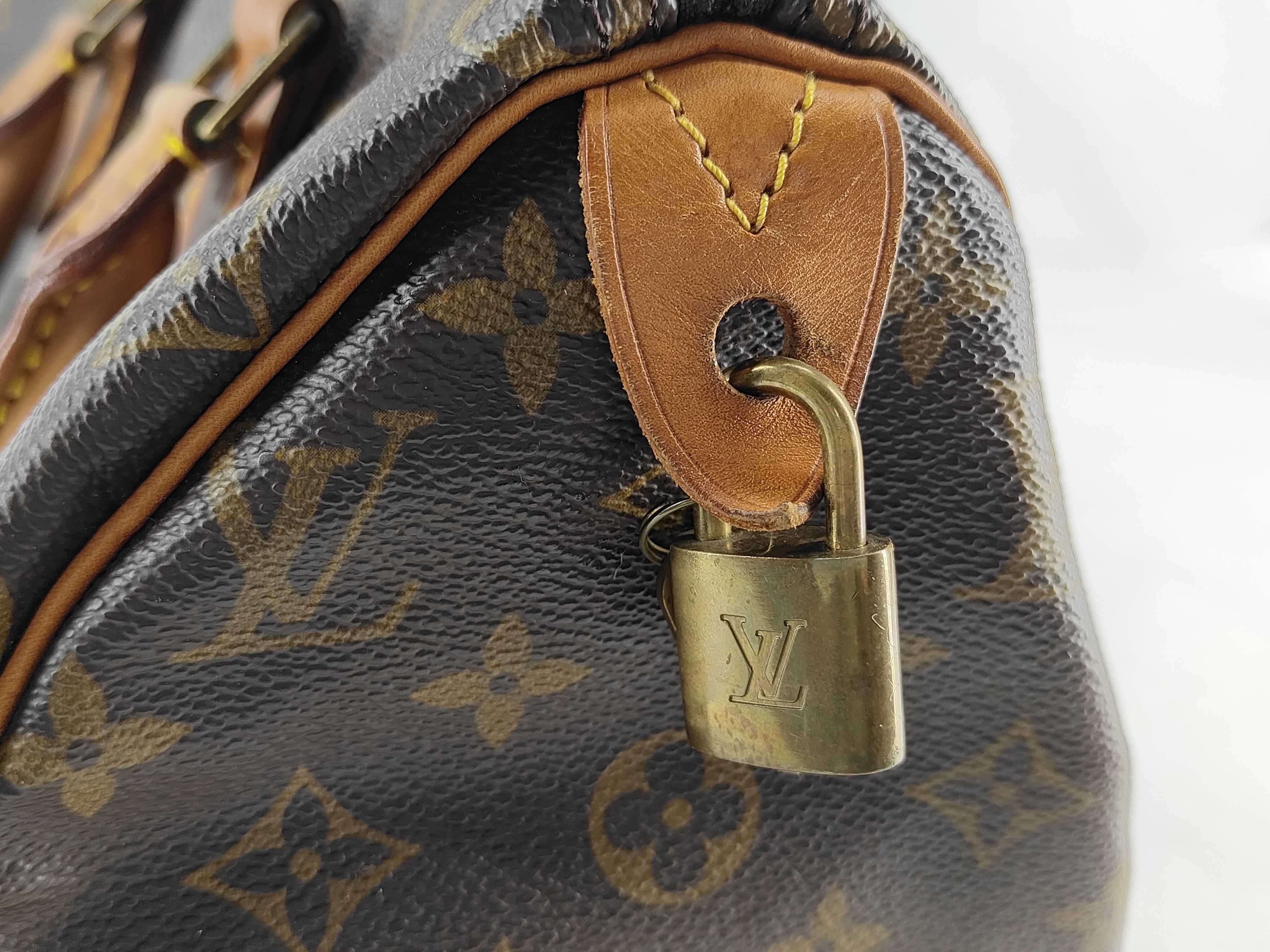 Monogram Louis Vuitton Speedy 25 Boston Bag — view 5