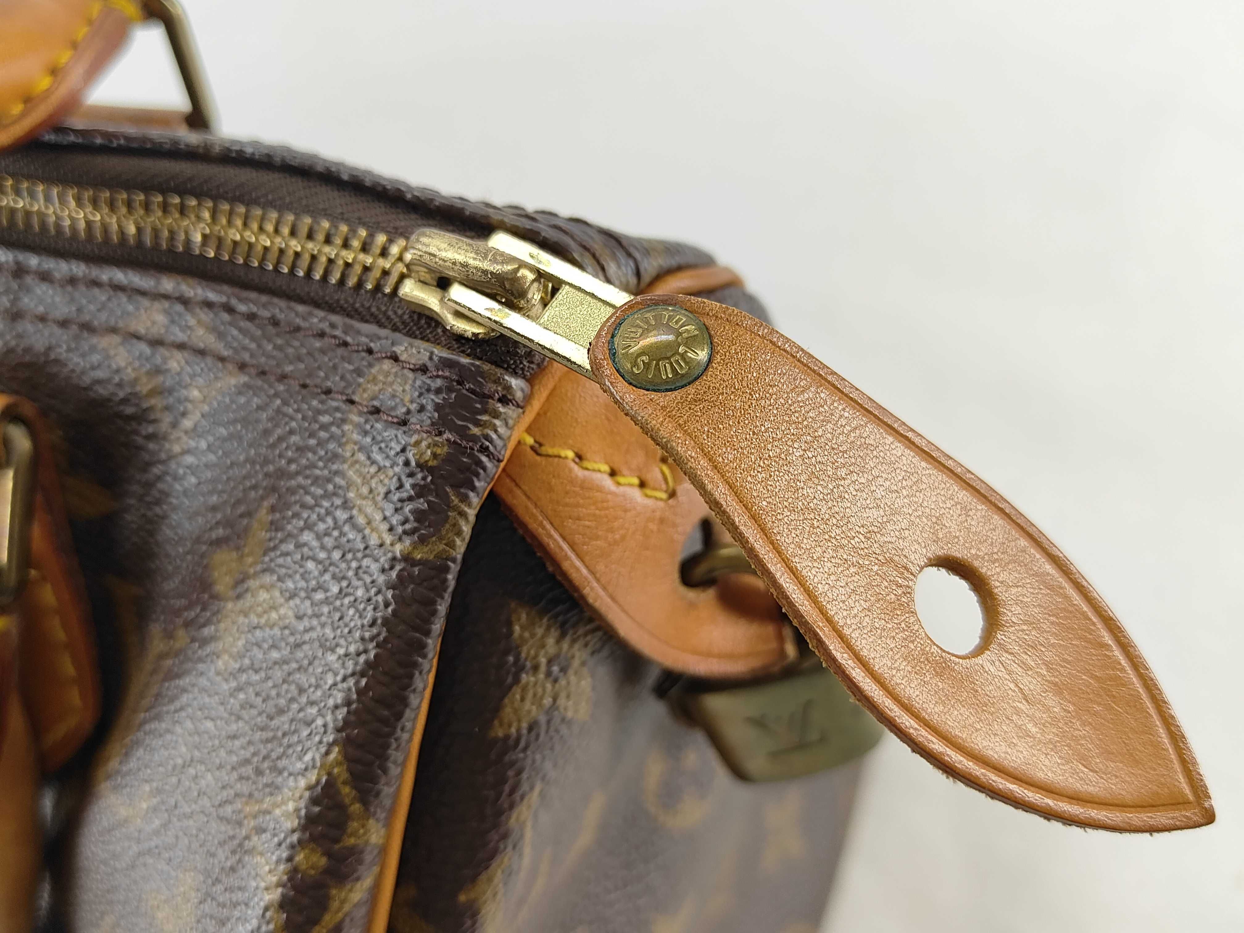 Monogram Louis Vuitton Speedy 25 Boston Bag — view 6