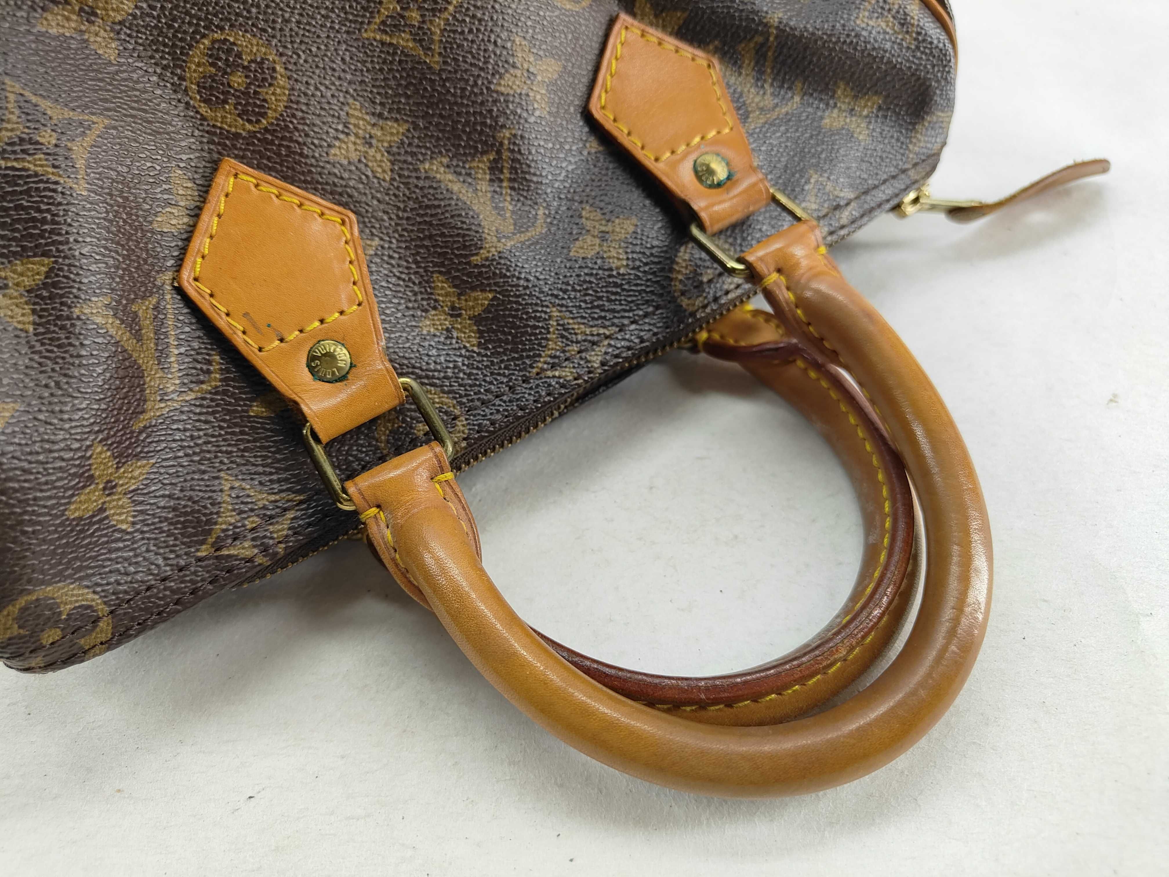 Monogram Louis Vuitton Speedy 25 Boston Bag — view 7