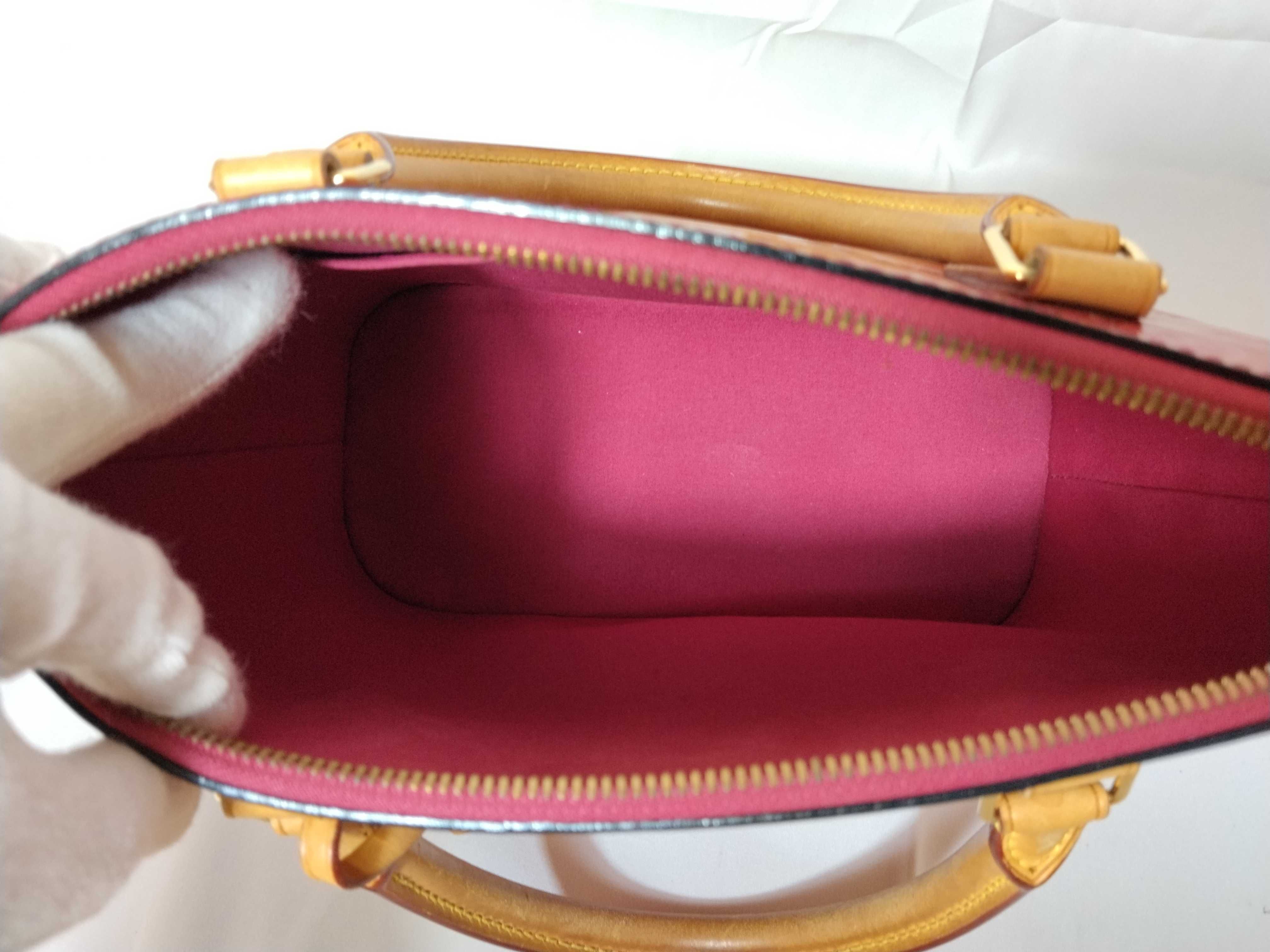Vernis Montebello PM Handbag — view 11