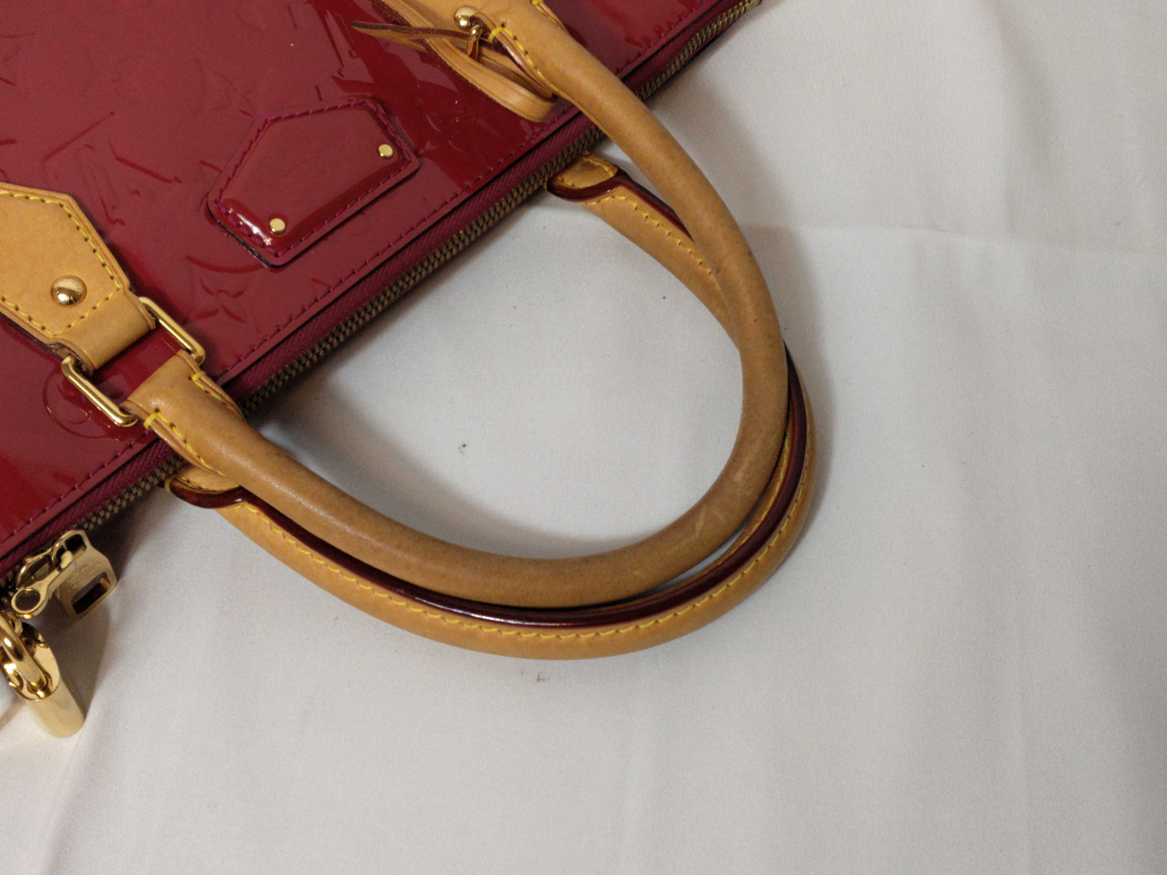 Vernis Montebello PM Handbag — view 3