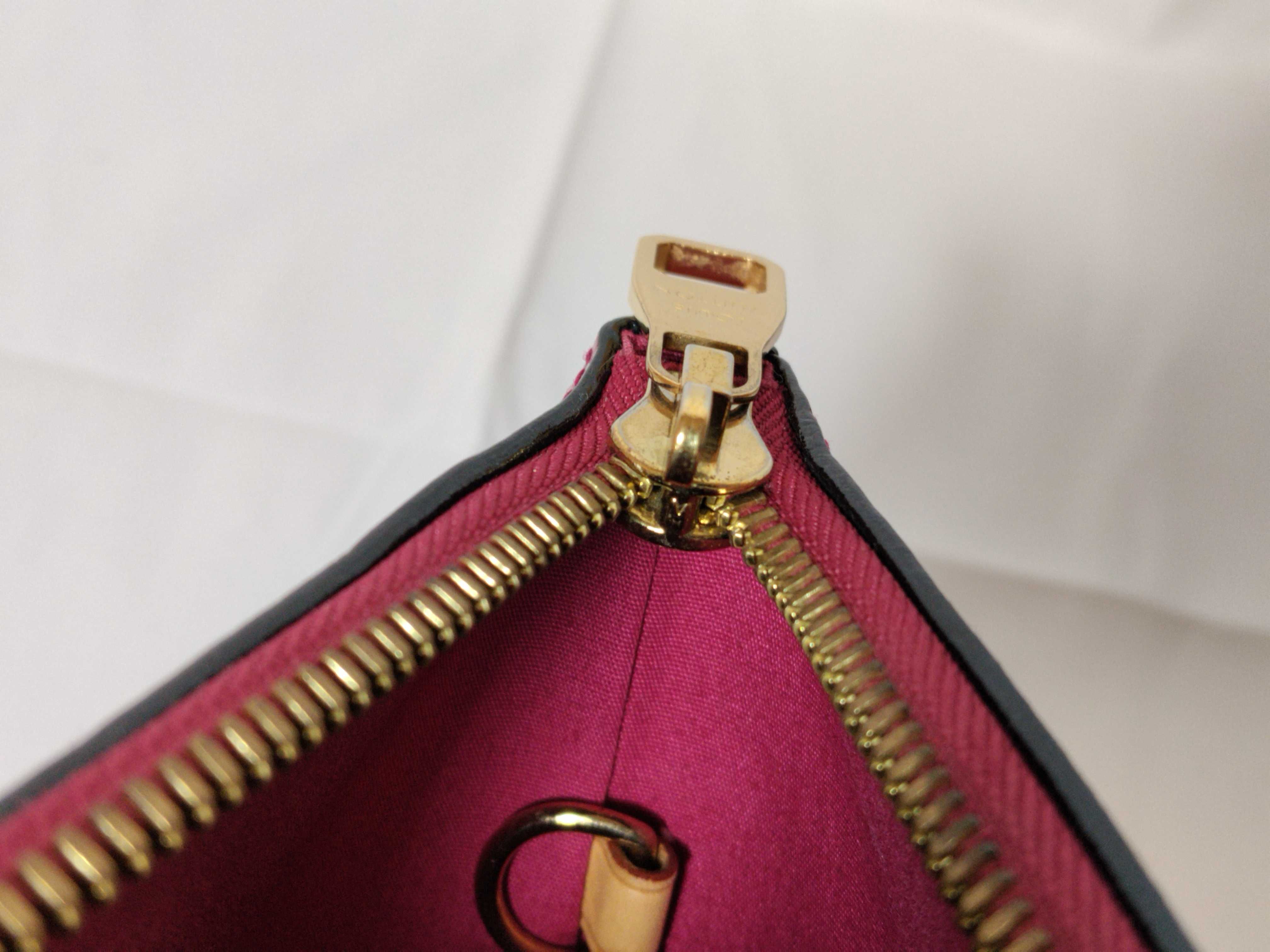 Vernis Montebello PM Handbag — view 10