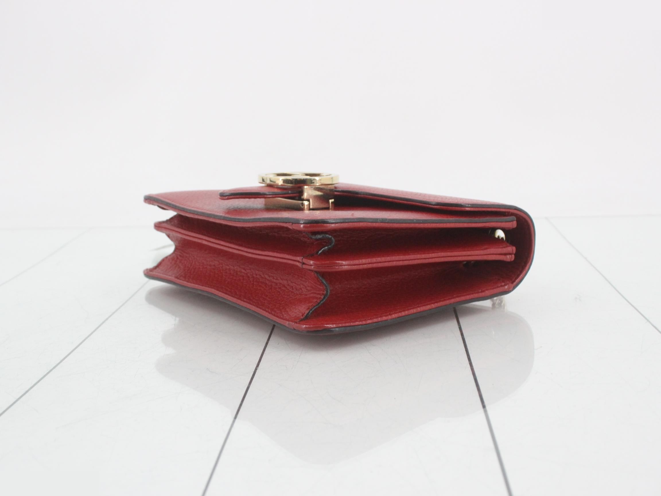 Interlocking G Chain Shoulder Bag — view 6