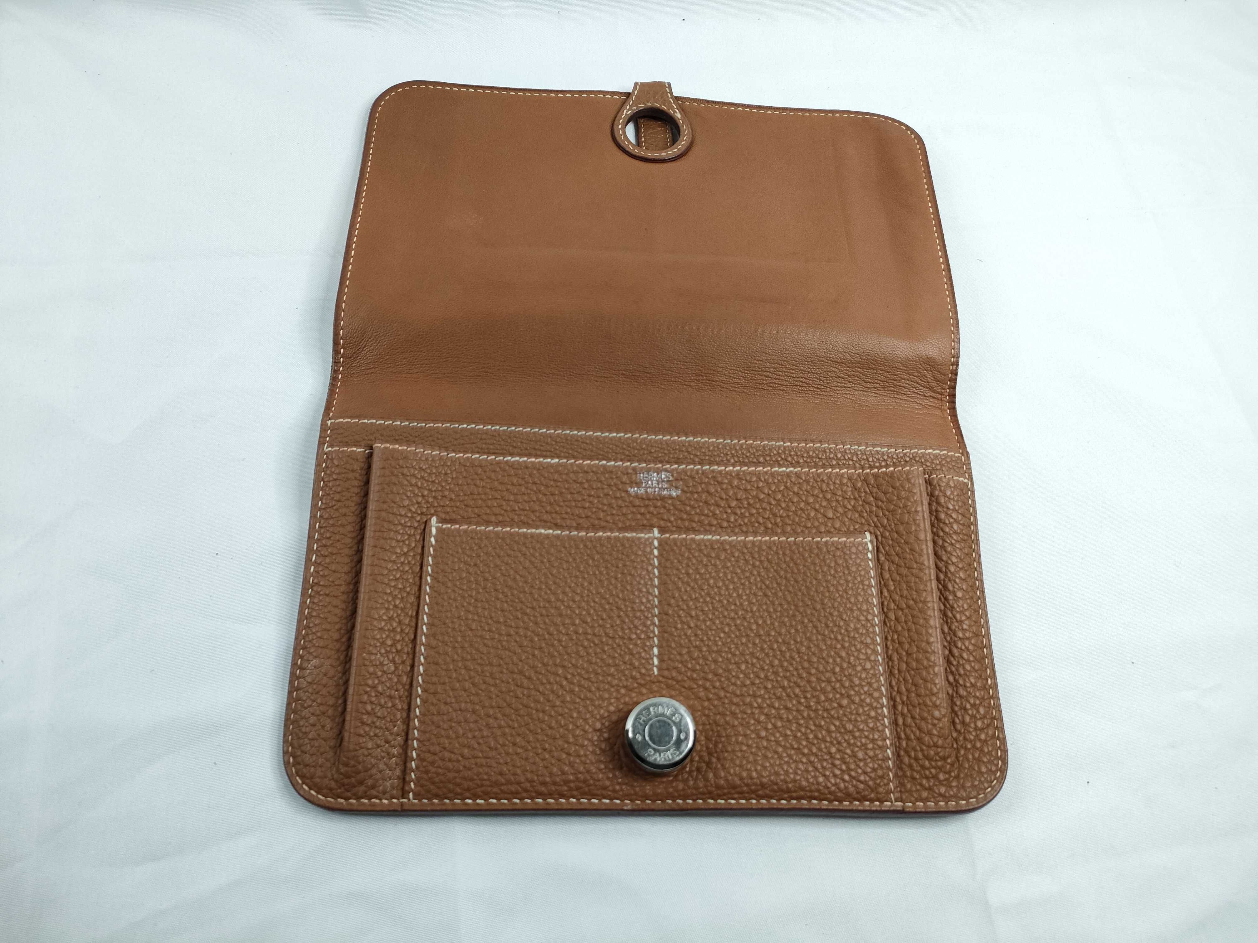 wallet — view 9