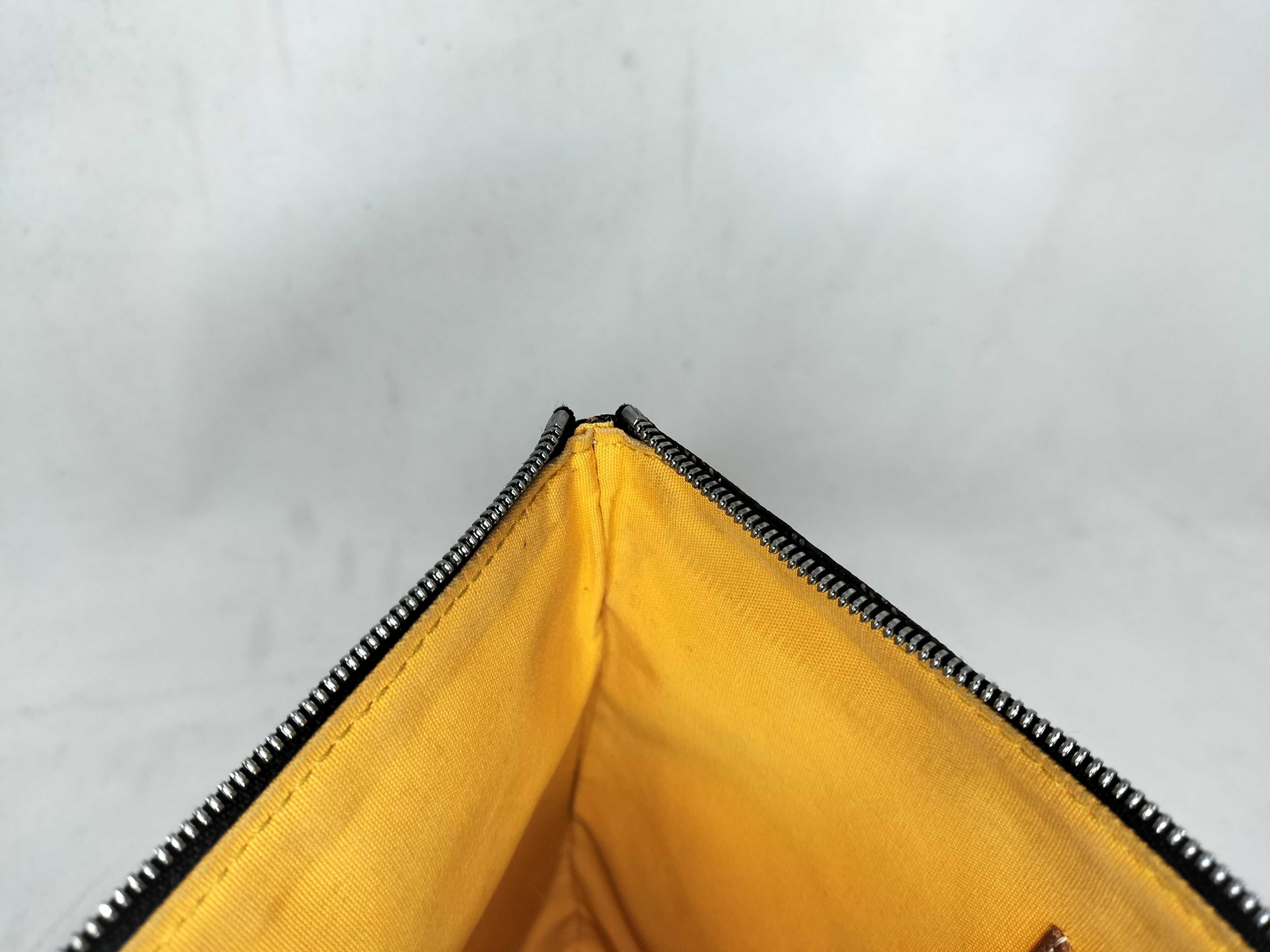 KR- Sena Clutch MM Black Tan Second Bag — view 9