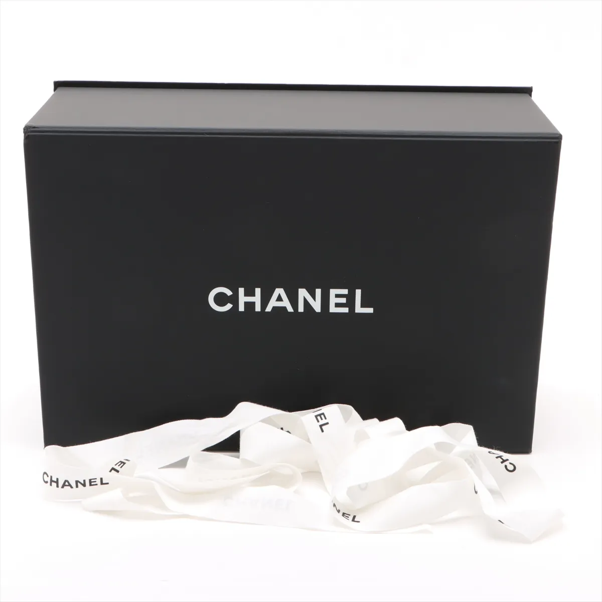 [Individually wrapped] Chanel Mini Matelasse 18 Lambskin Single Flap Single Chain Bag Black Gold Hardware TH91LG34 Random Plate AS5219 — view 9