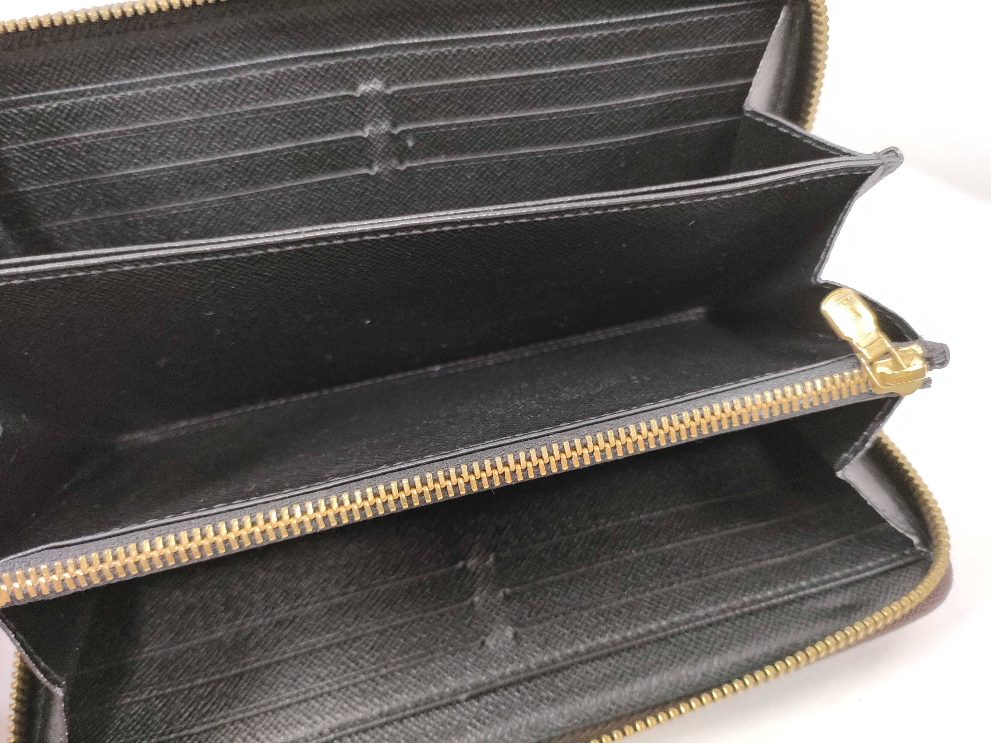 Giant Reverse Zippy Wallet M69353 — view 8