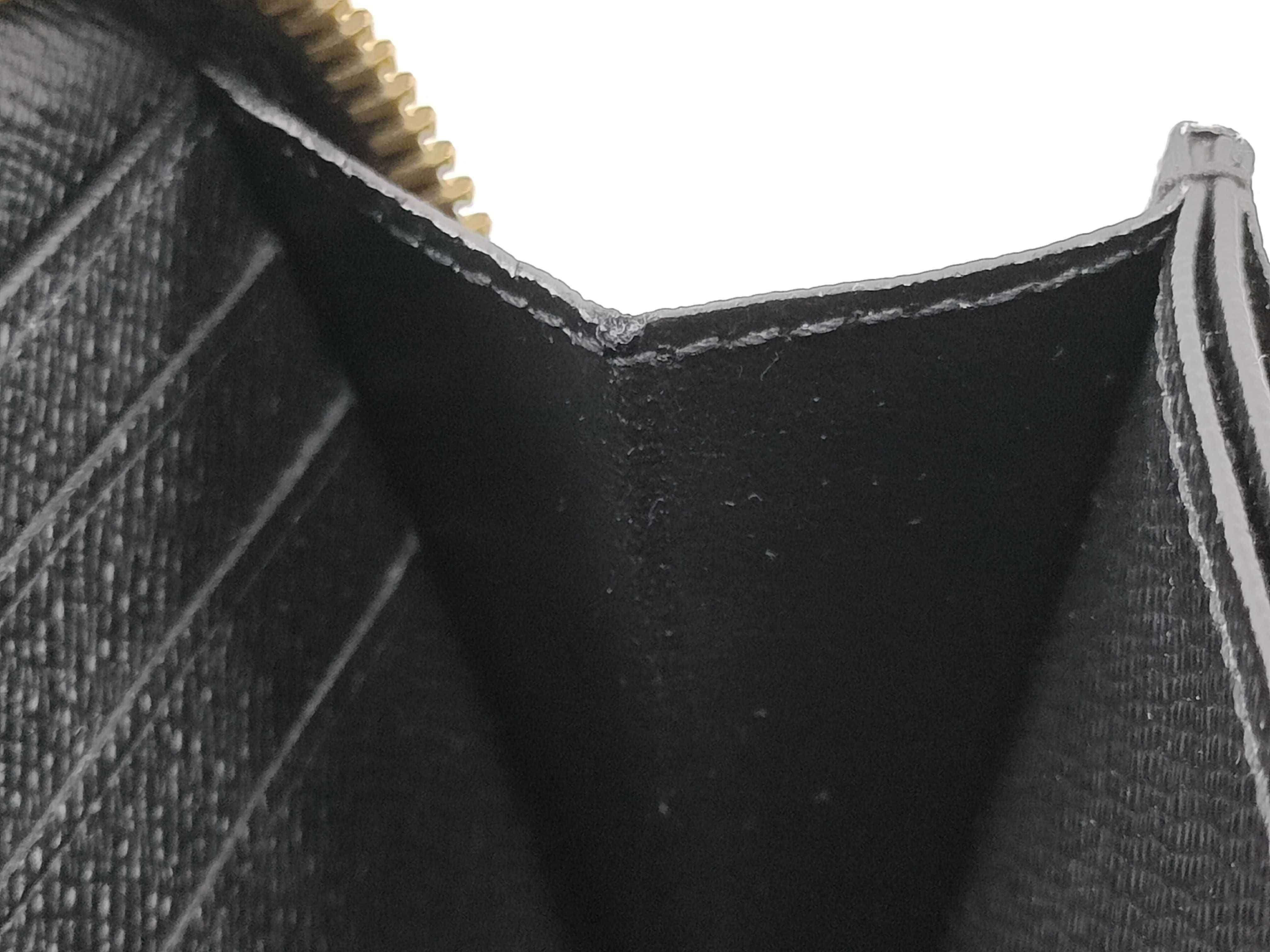 Giant Reverse Zippy Wallet M69353 — view 10