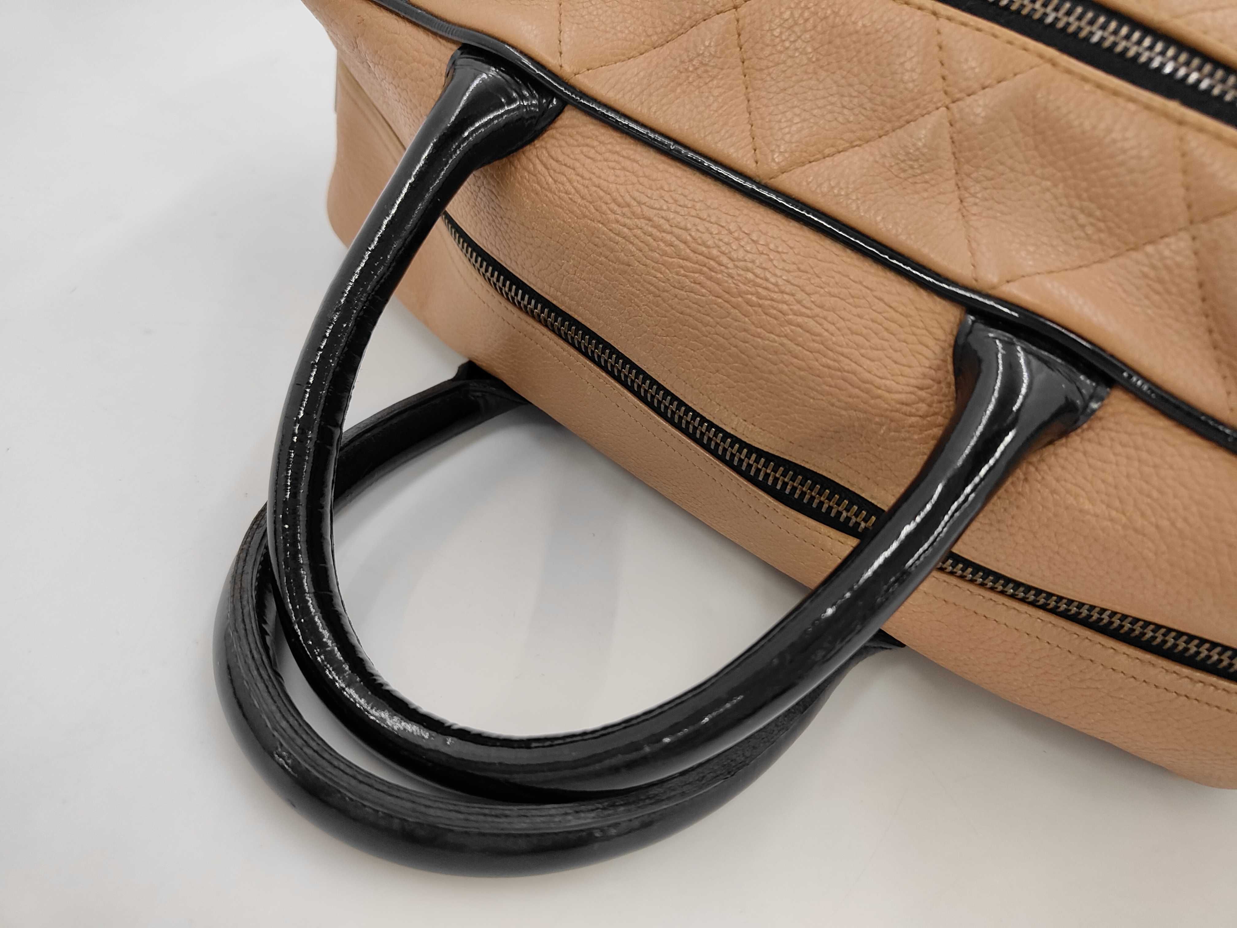 Matelassé Logo Caviar Skin Handbag — view 5