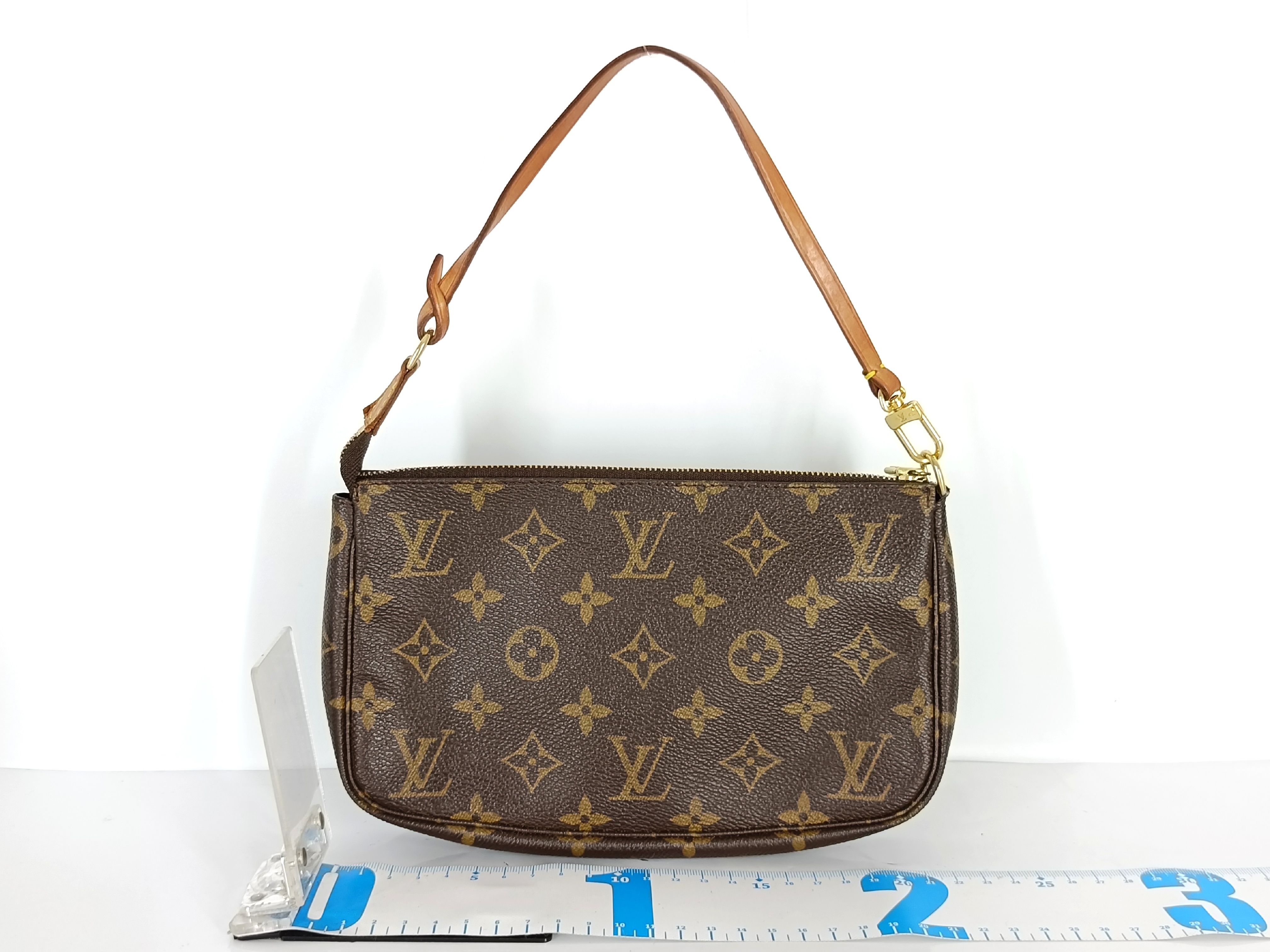 Monogram Louis Vuitton Pochette Accessoires Pouch — view 2