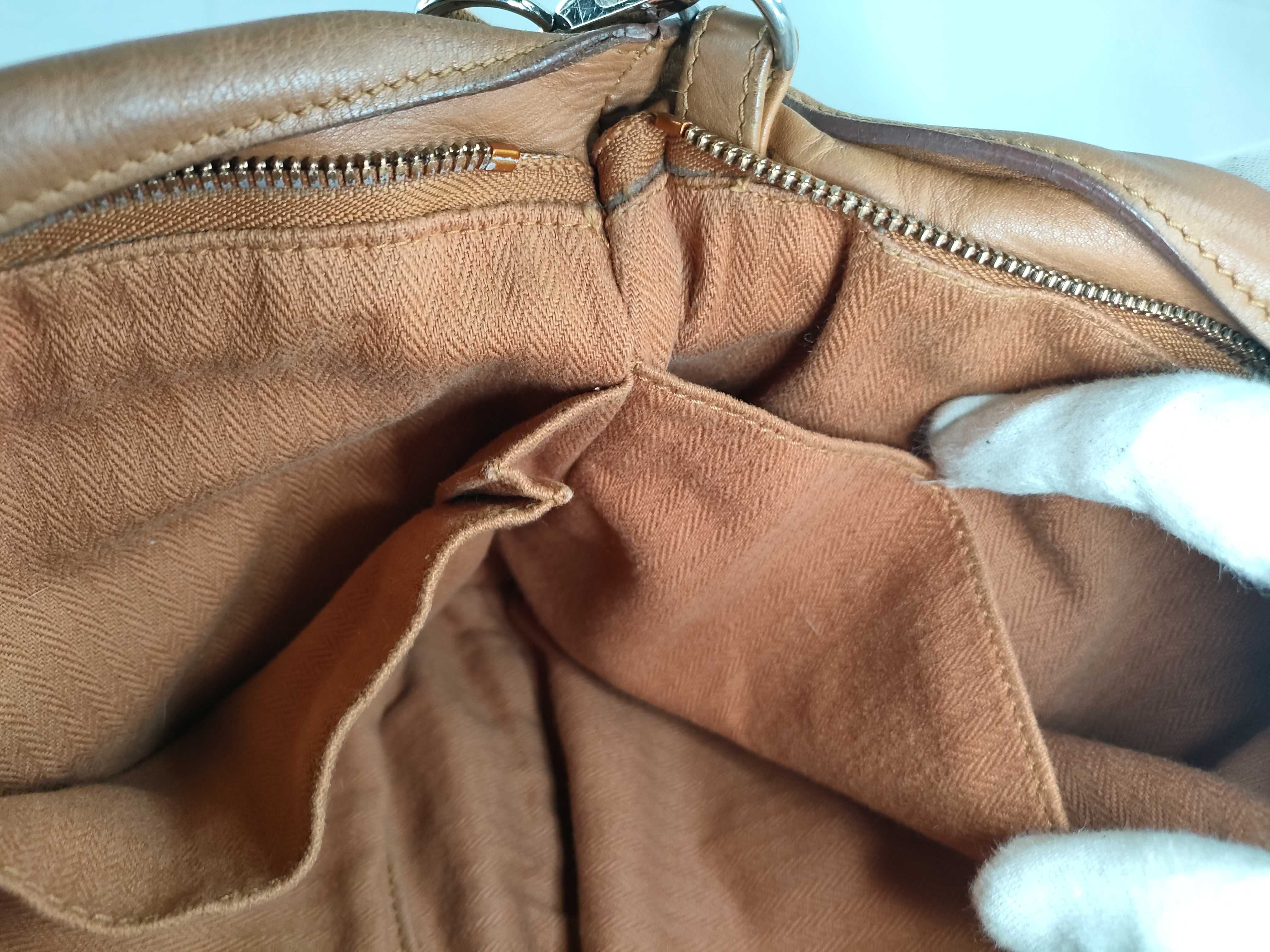 Caravan Horizontal Tote Bag/Shoulder Bag with Stamp and Dust Bag (Handbag) — view 12