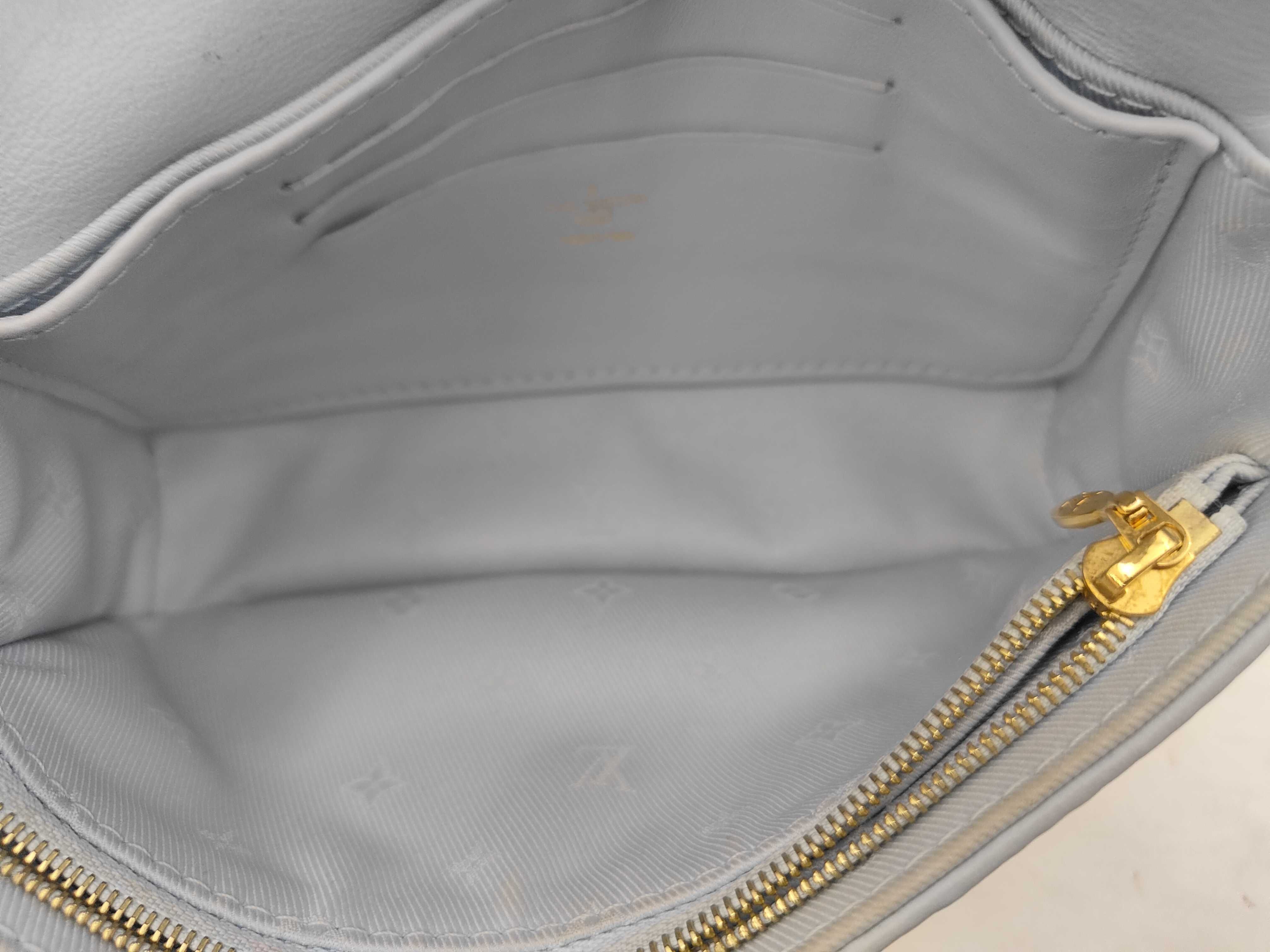 Wallet on Strap M81399 Bag — view 5