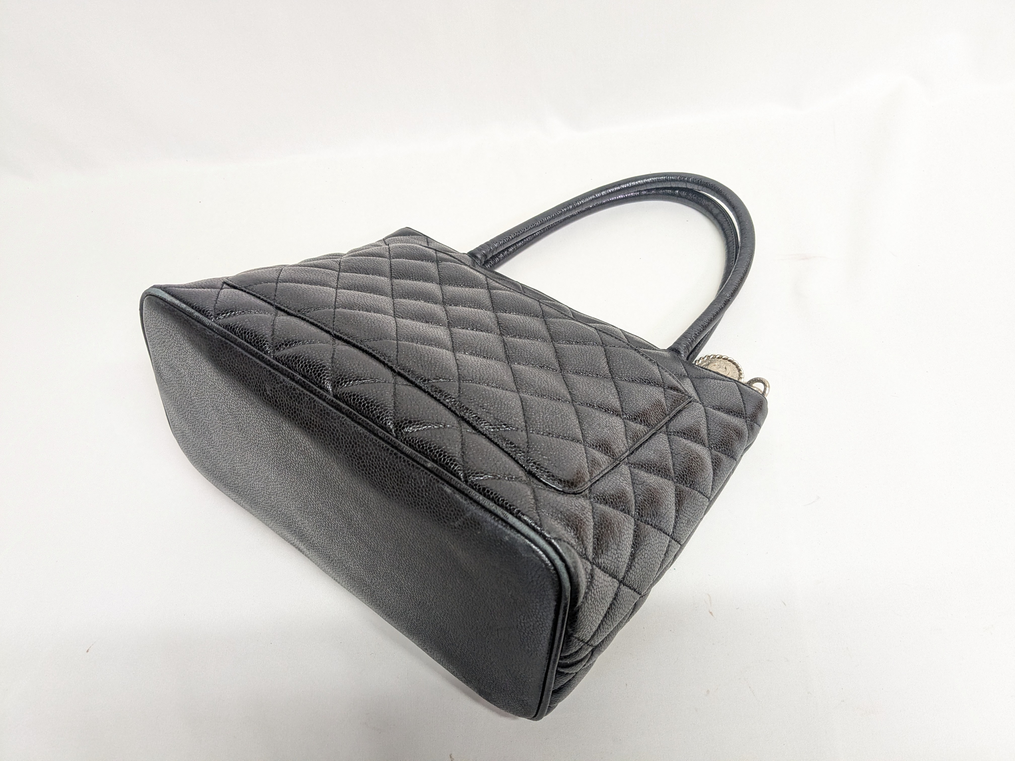 Caviar Reissue Tote Bag (6504107) — view 5