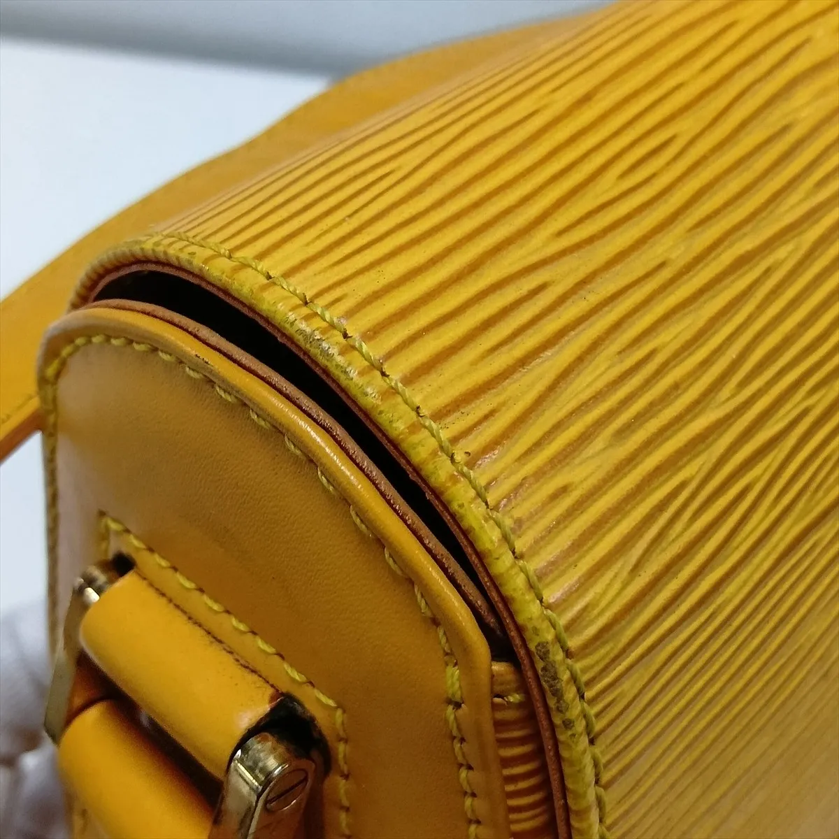 Epi Bussy M52209 SP0929 Yellow — view 10