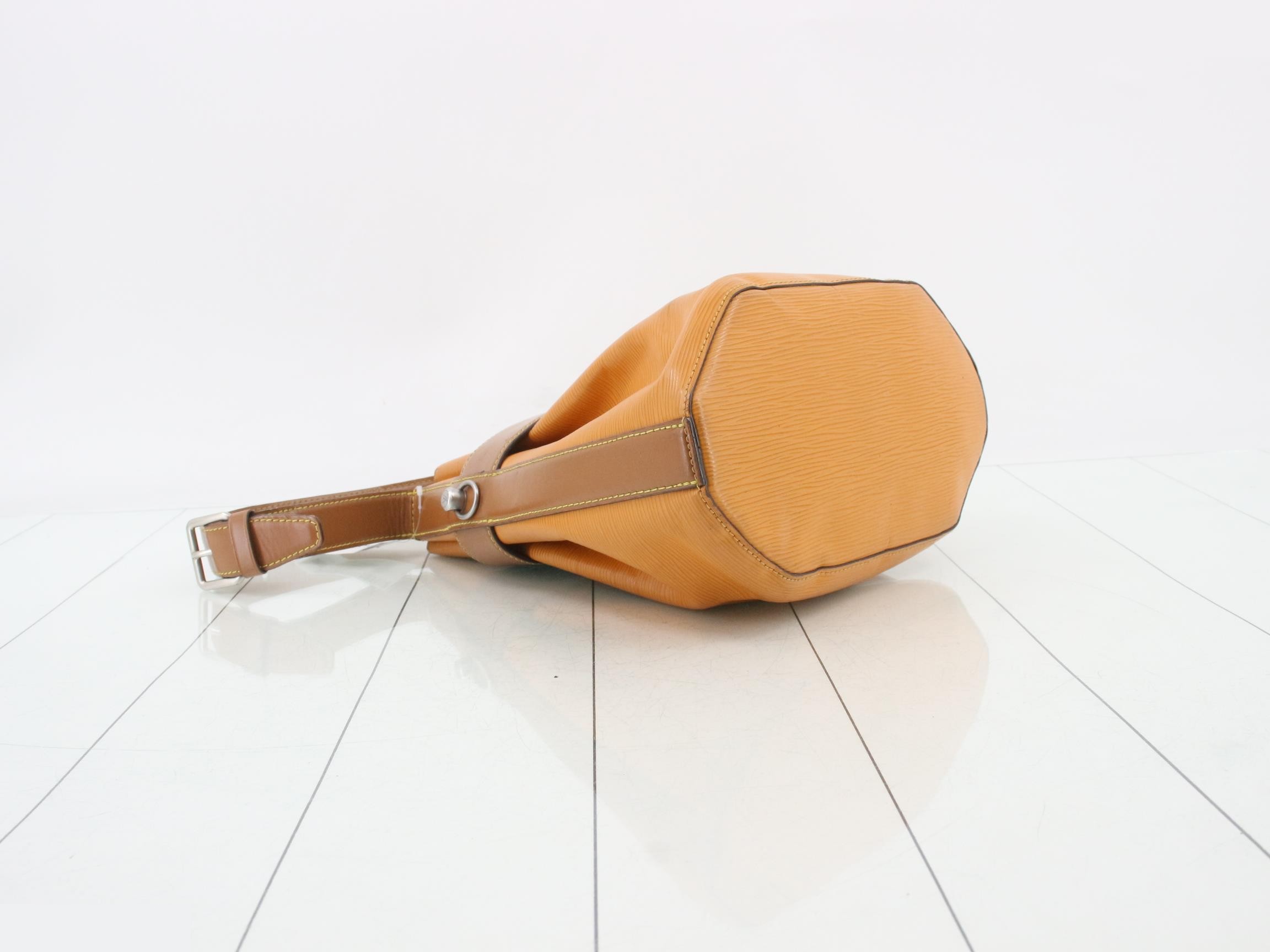 Epi Twist Bucket 2-Way Handbag — view 5