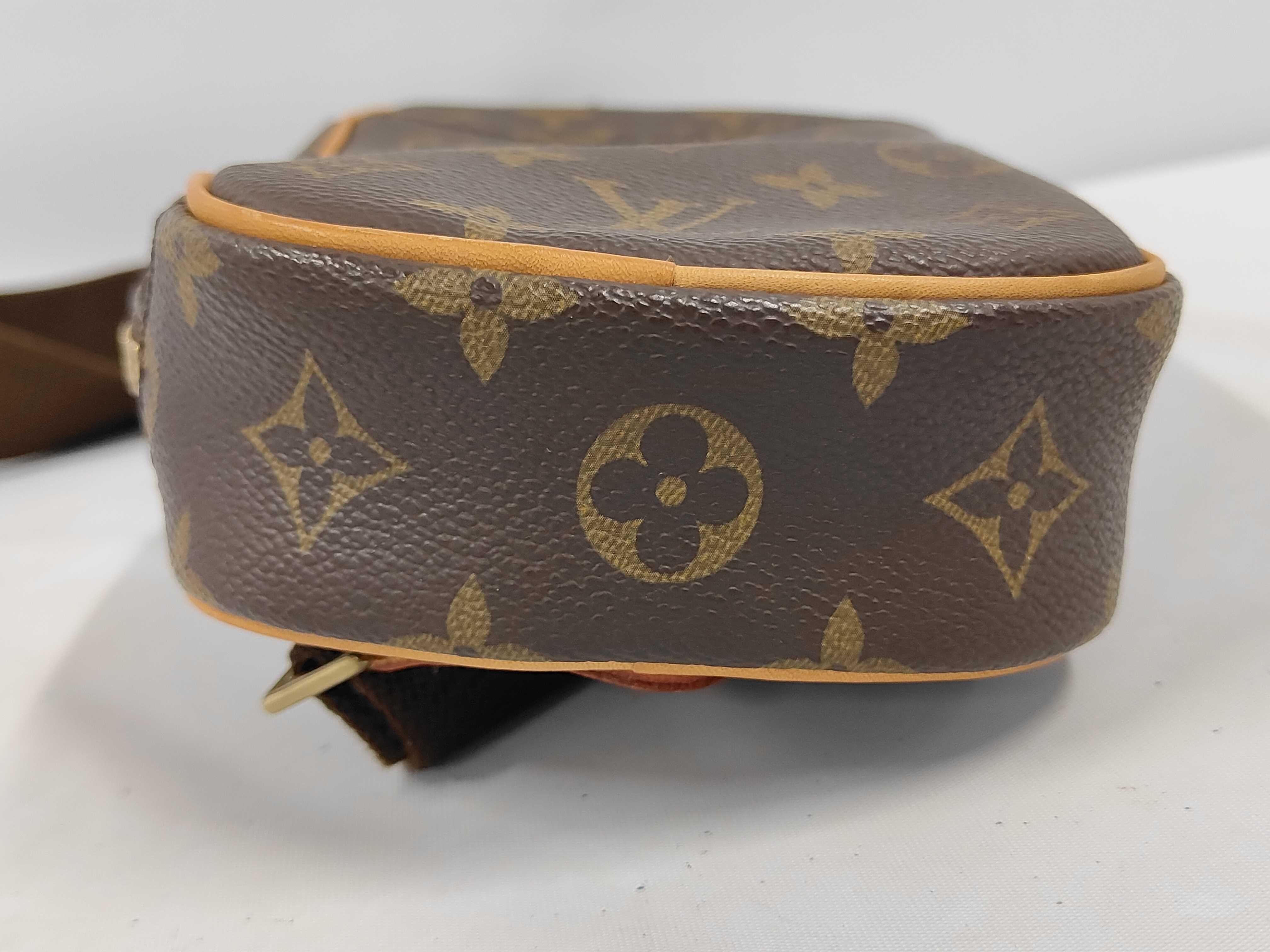 Pochette Gange Monogram M51870 Shoulder Bag — view 3