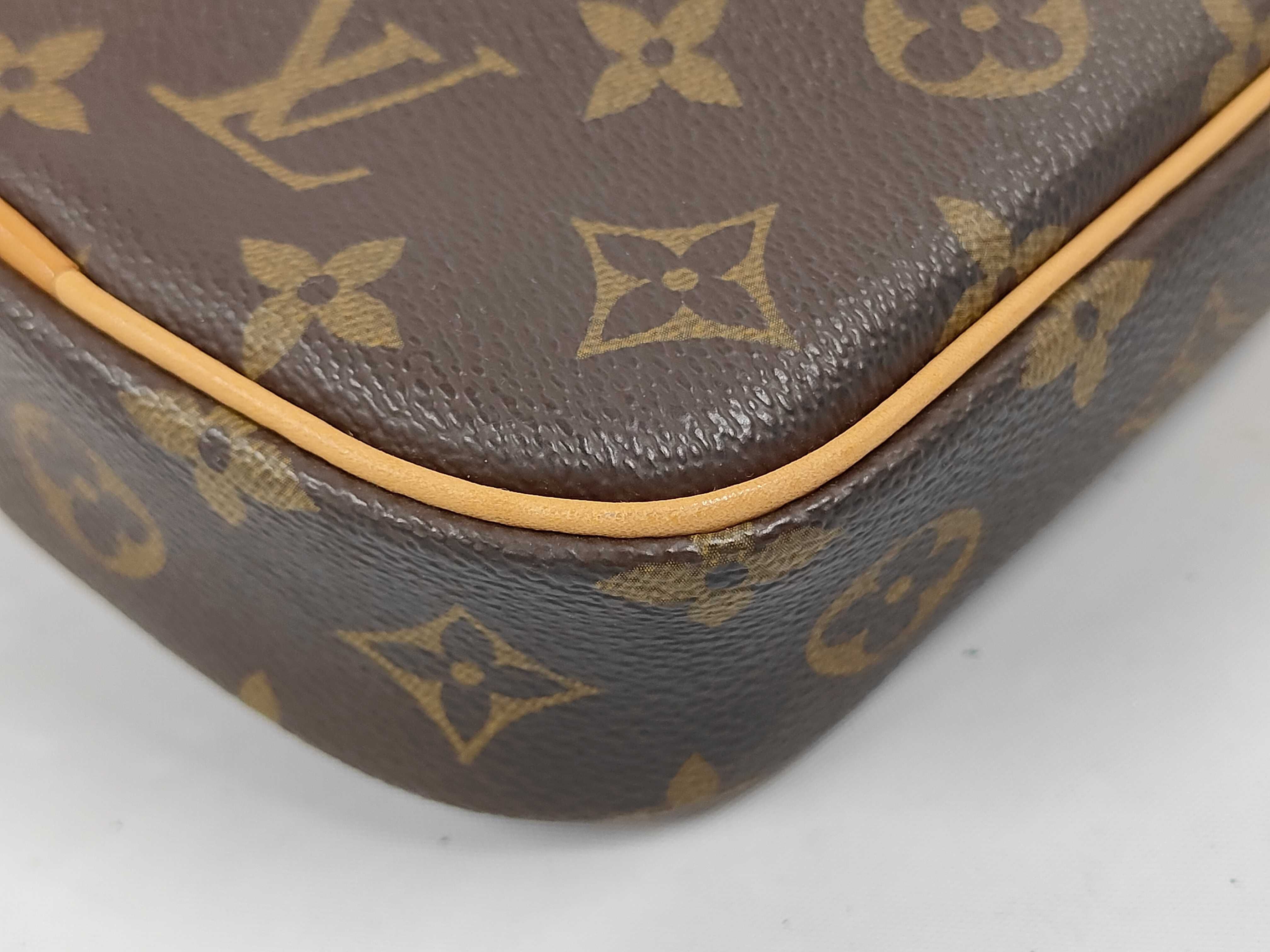 Pochette Gange Monogram M51870 Shoulder Bag — view 4