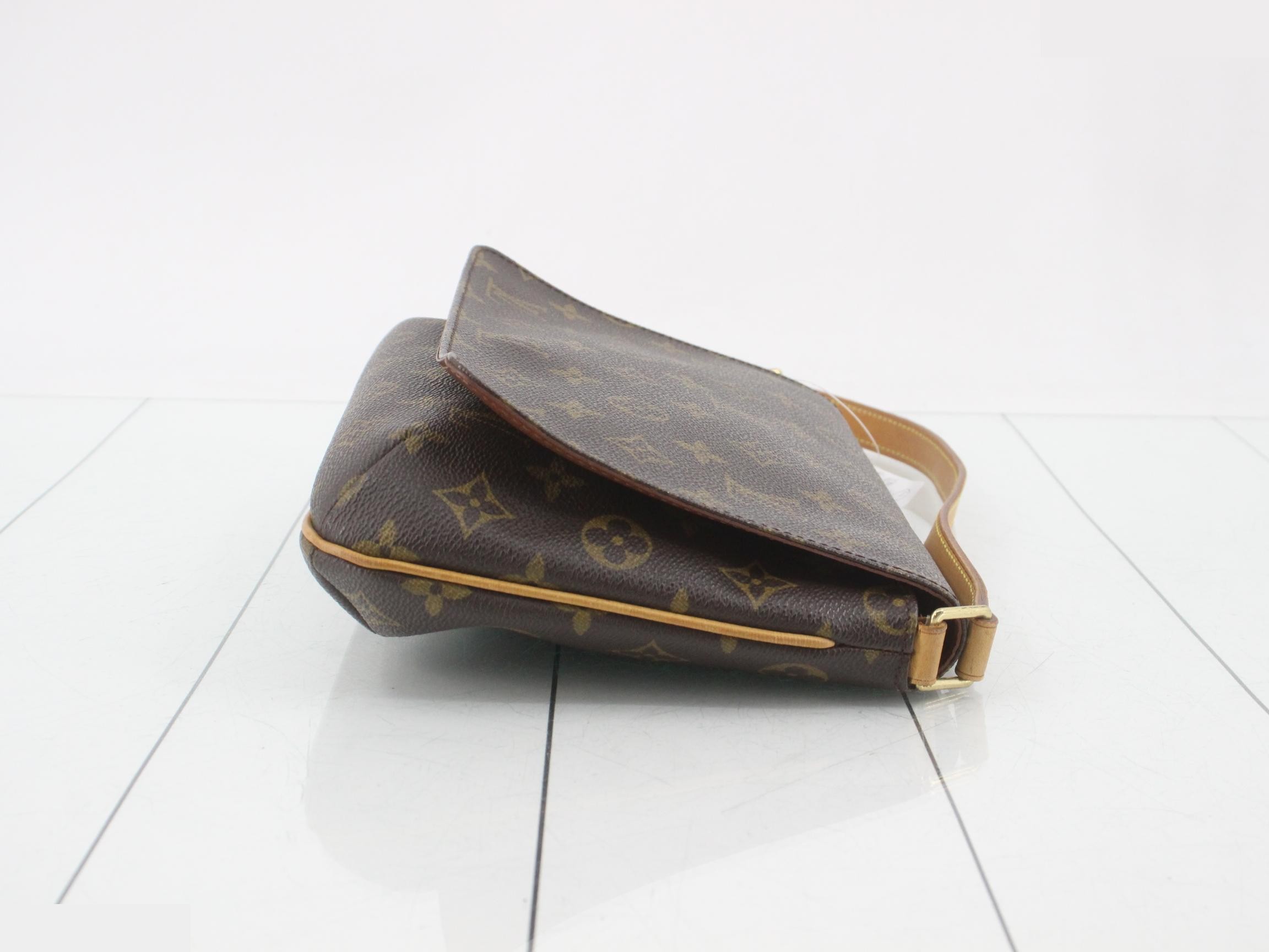 Musette Tango Short Shoulder — view 3