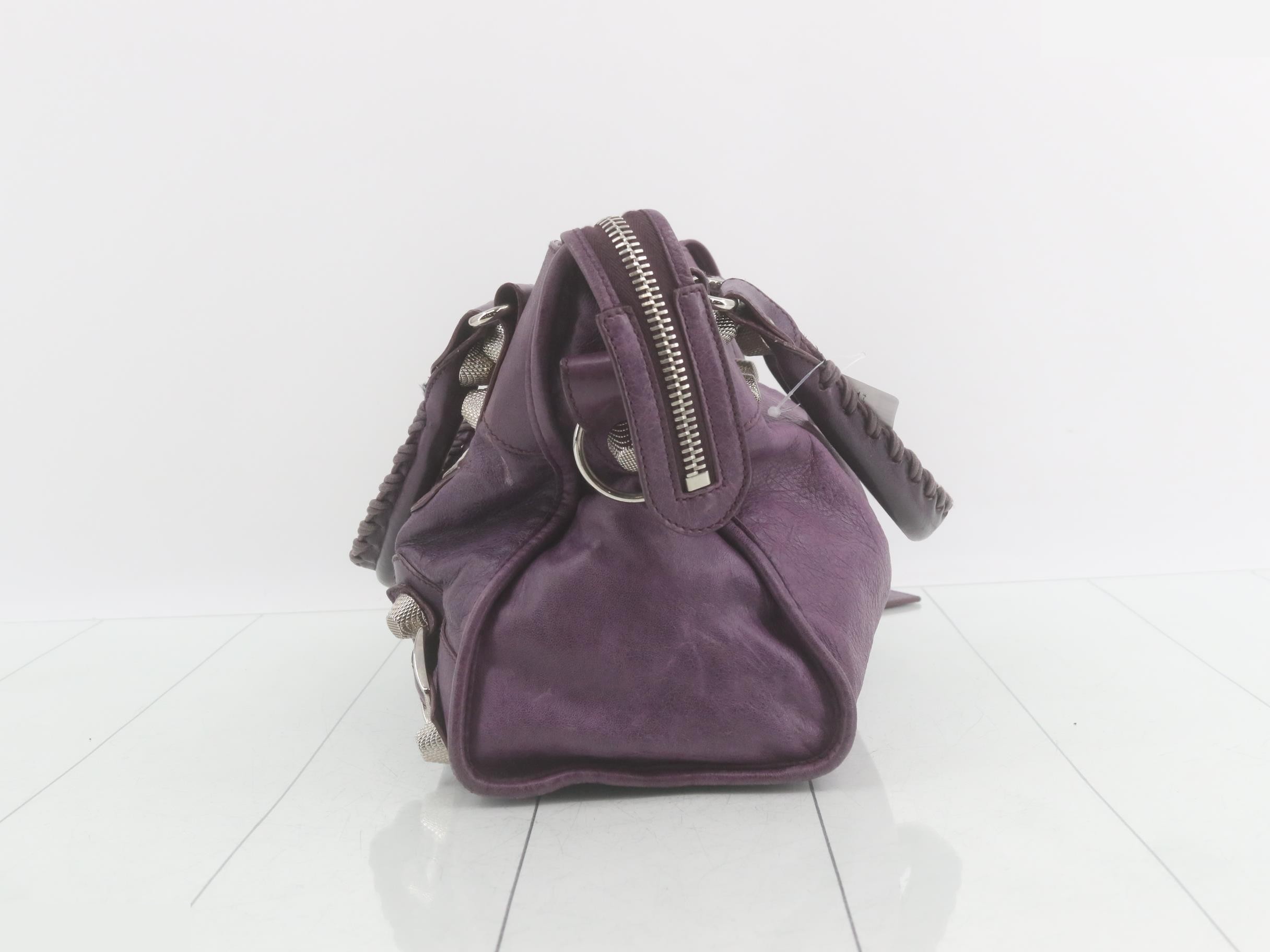 The Giant City 2-Way Handbag with Shoulder Strap — view 3