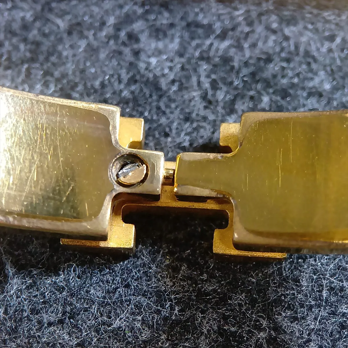 Click H Bangle Fan Bangle GP Gold x Green. — view 7