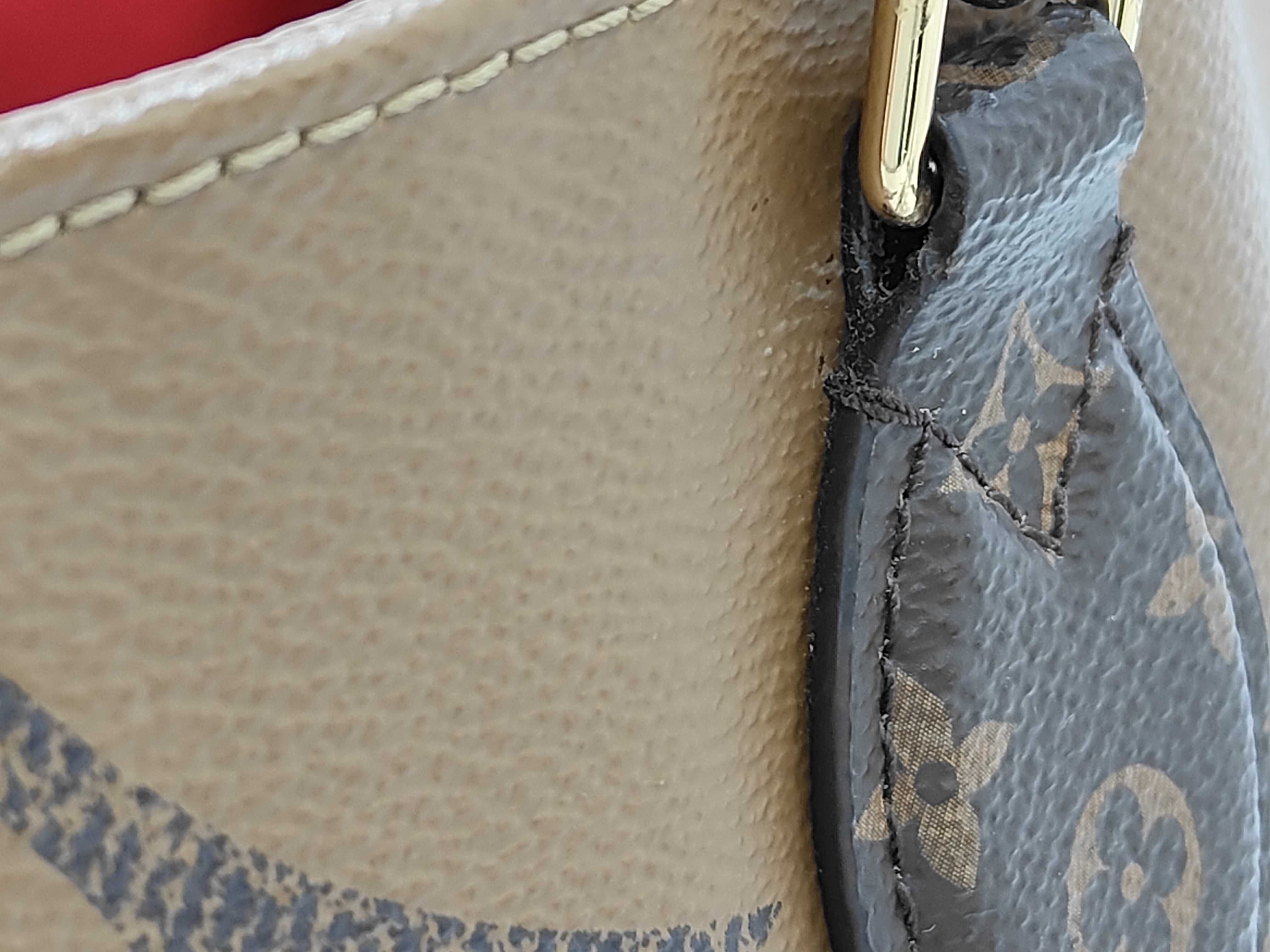 OnTheGo-GM Tote Bag — view 3