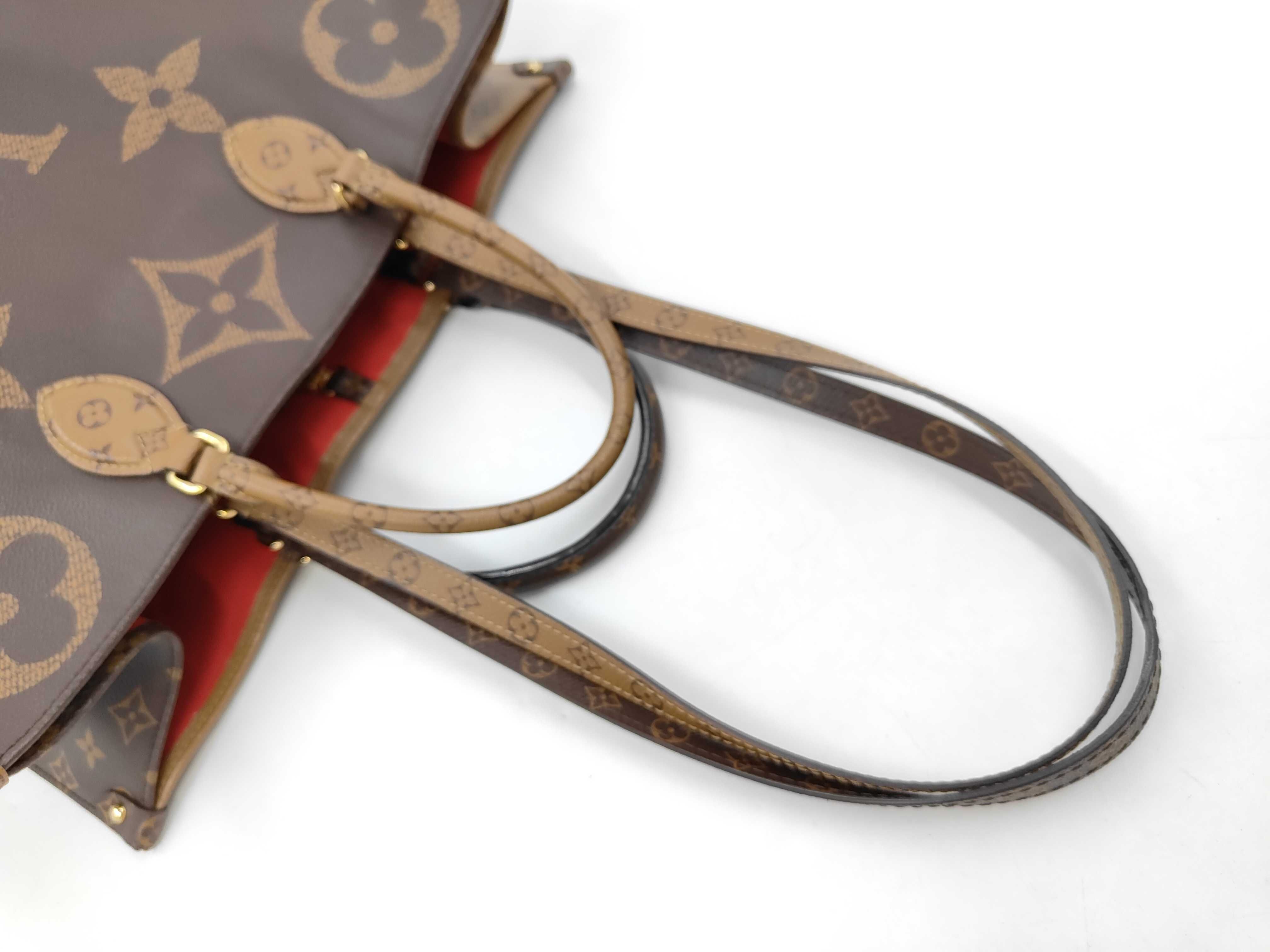 OnTheGo-GM Tote Bag — view 4