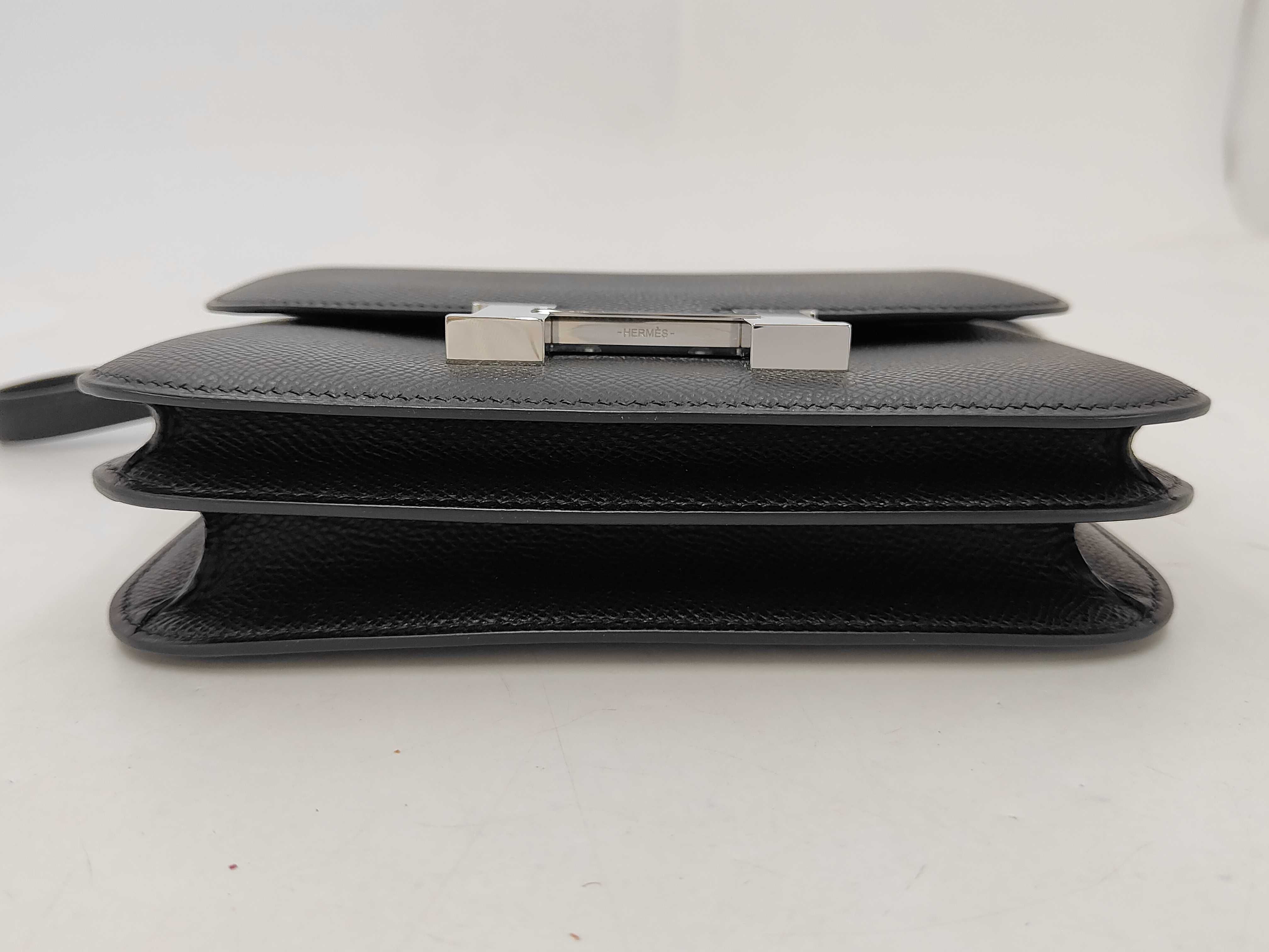 Constance Mini 18 Black G Stamp Shoulder Bag — view 4