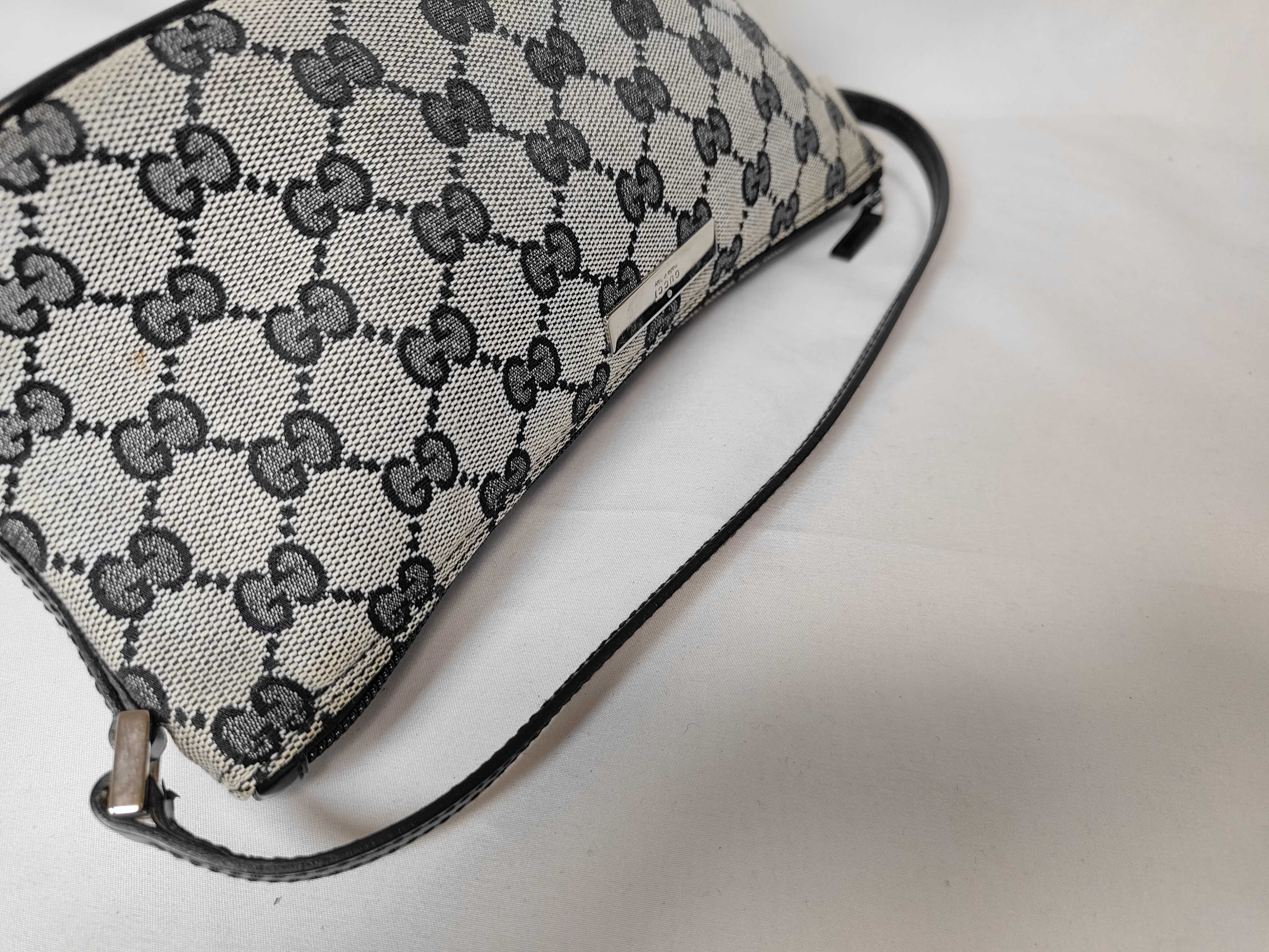 GG 039 1103 GG pattern one-shoulder bag, black shoulder bag — view 3