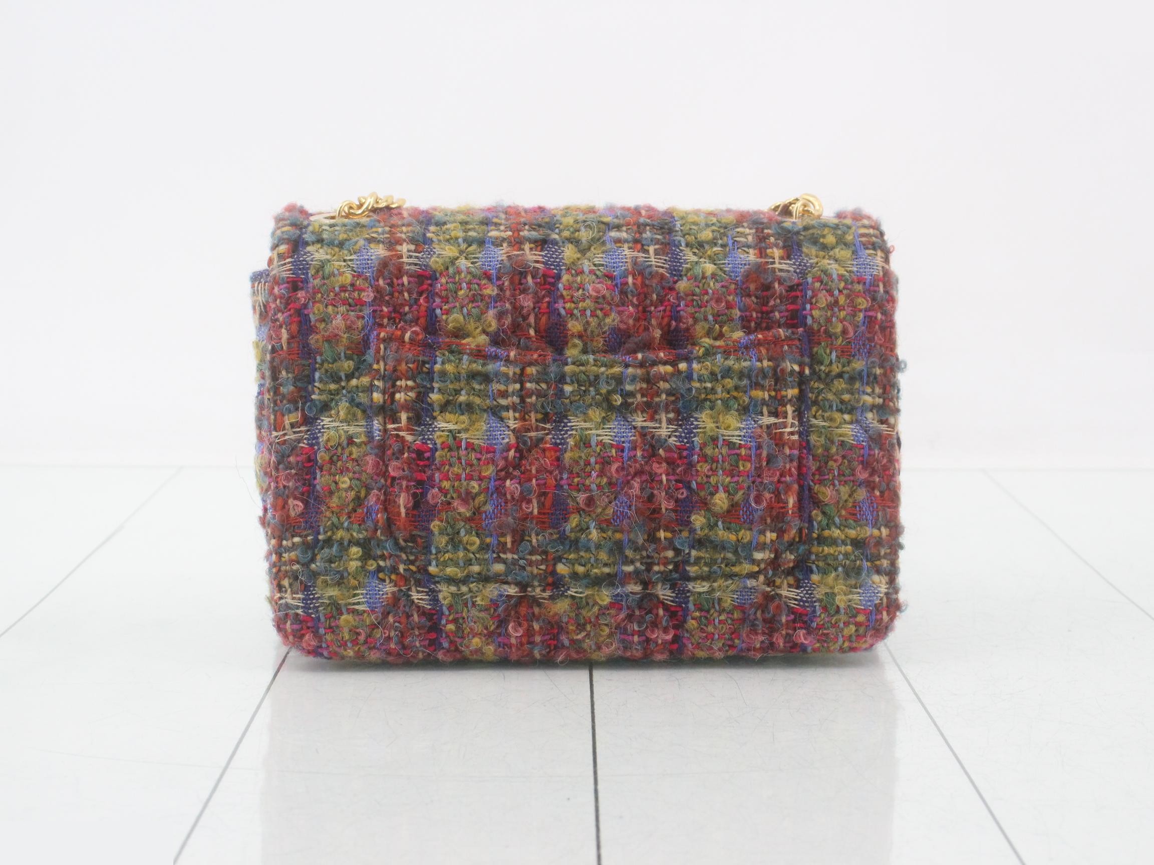 Matelassé Tweed Chain Shoulder Bag with Plate — view 2