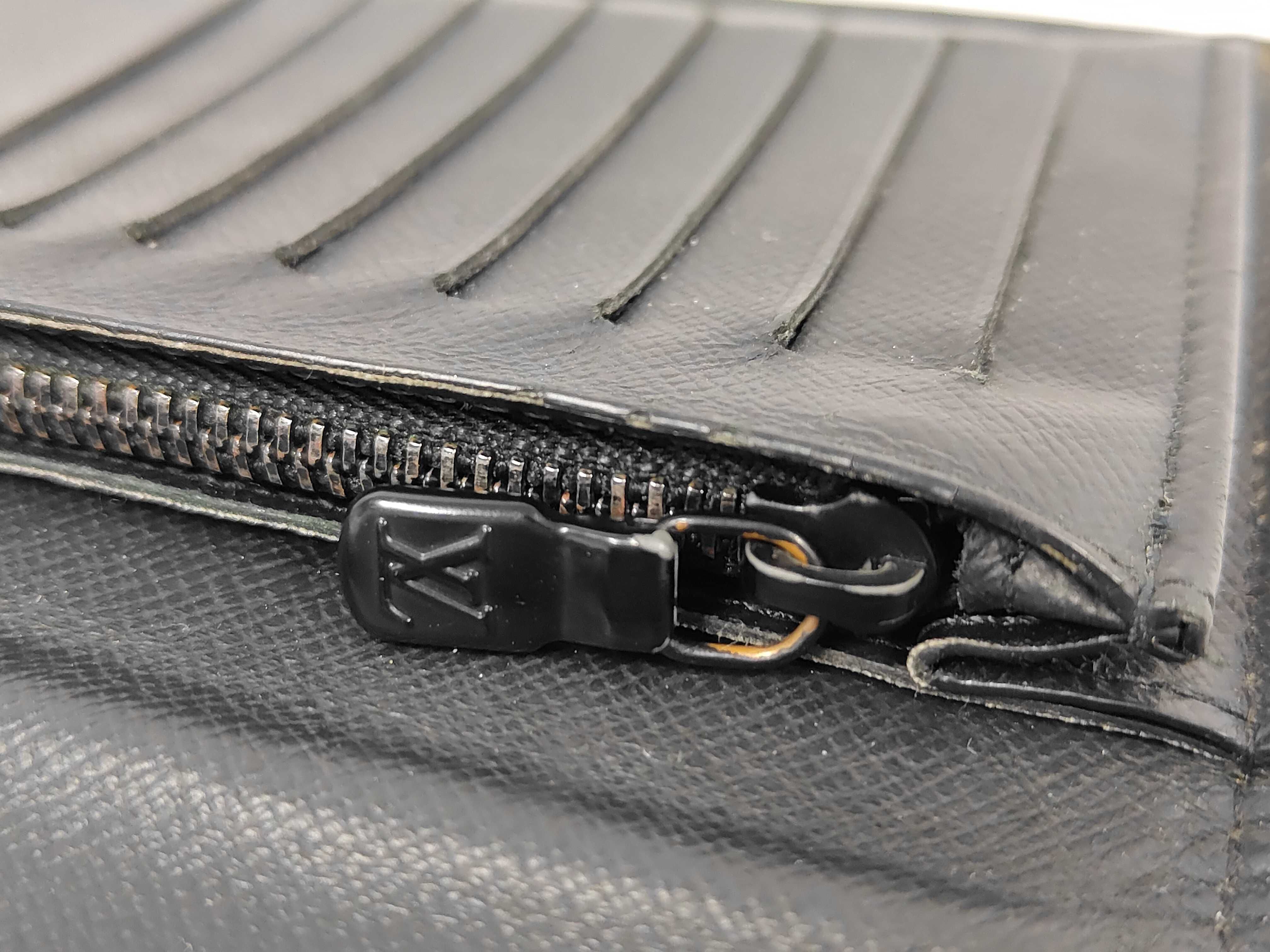 M63871 Monogram Galaxy Portefeuille Brazza Wallet — view 7
