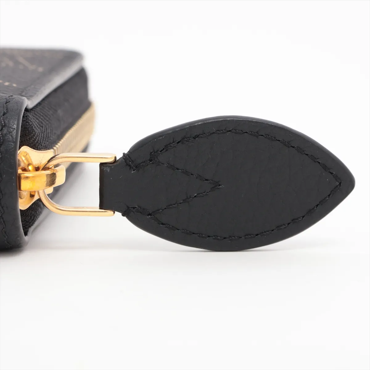 Mahina Zippy Wallet M82645 Noir Round Zip Wallet (RFID detected) — view 13