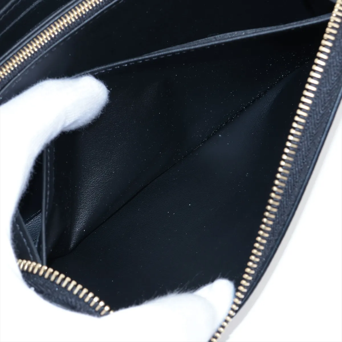 Mahina Zippy Wallet M82645 Noir Round Zip Wallet (RFID detected) — view 9