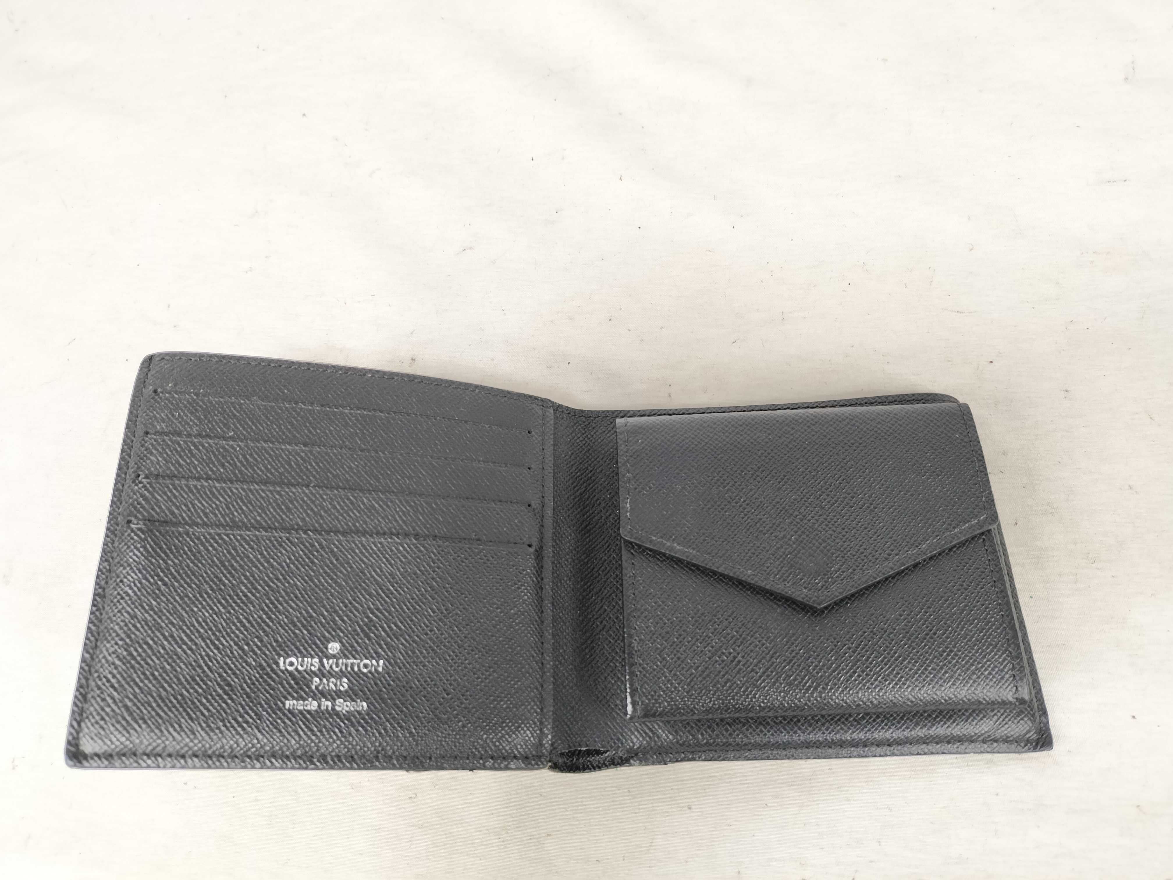 wallet — view 9