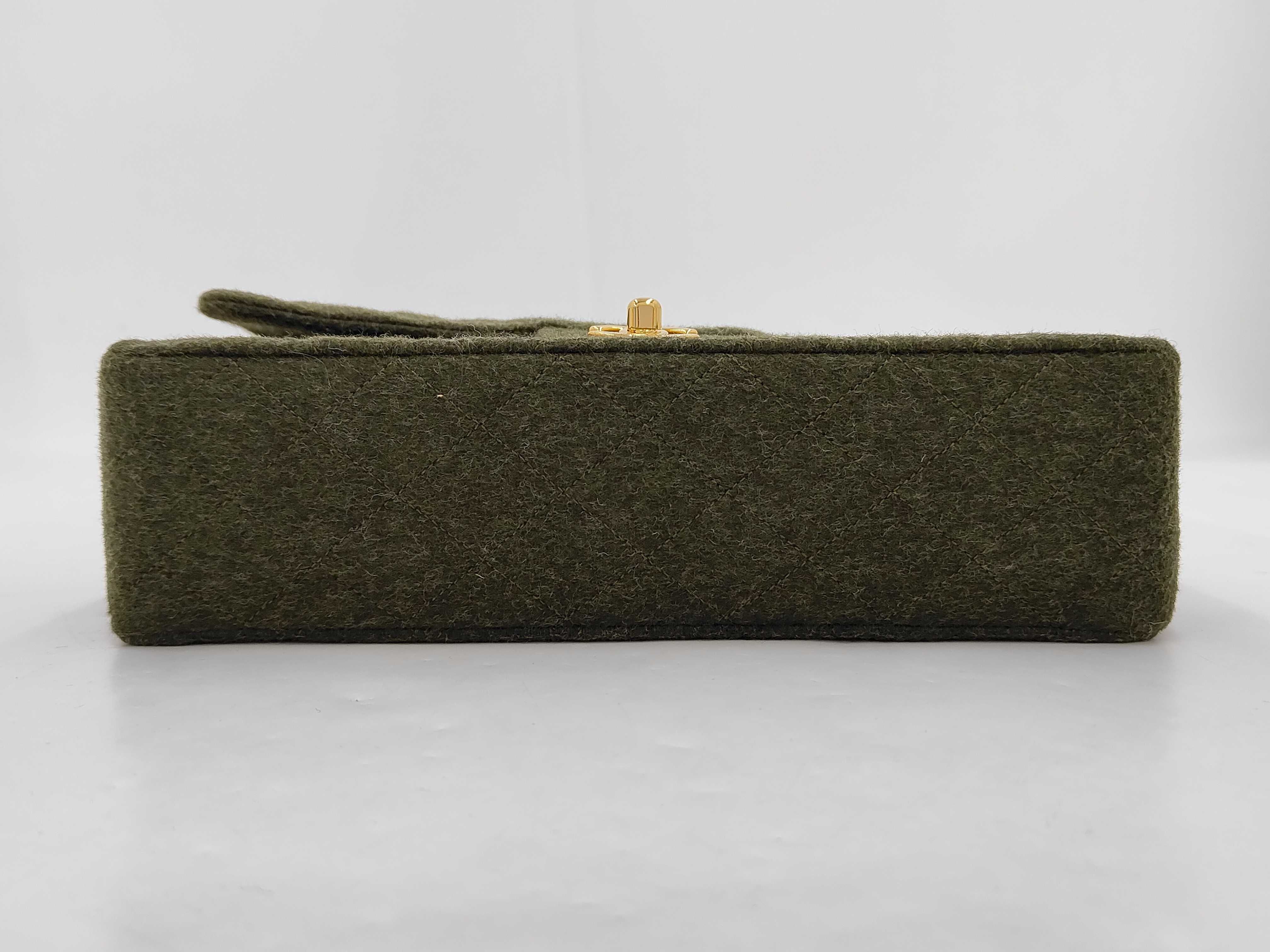 Matelassé 25 Wool Shoulder Bag, Dark Green, 1624707 — view 6
