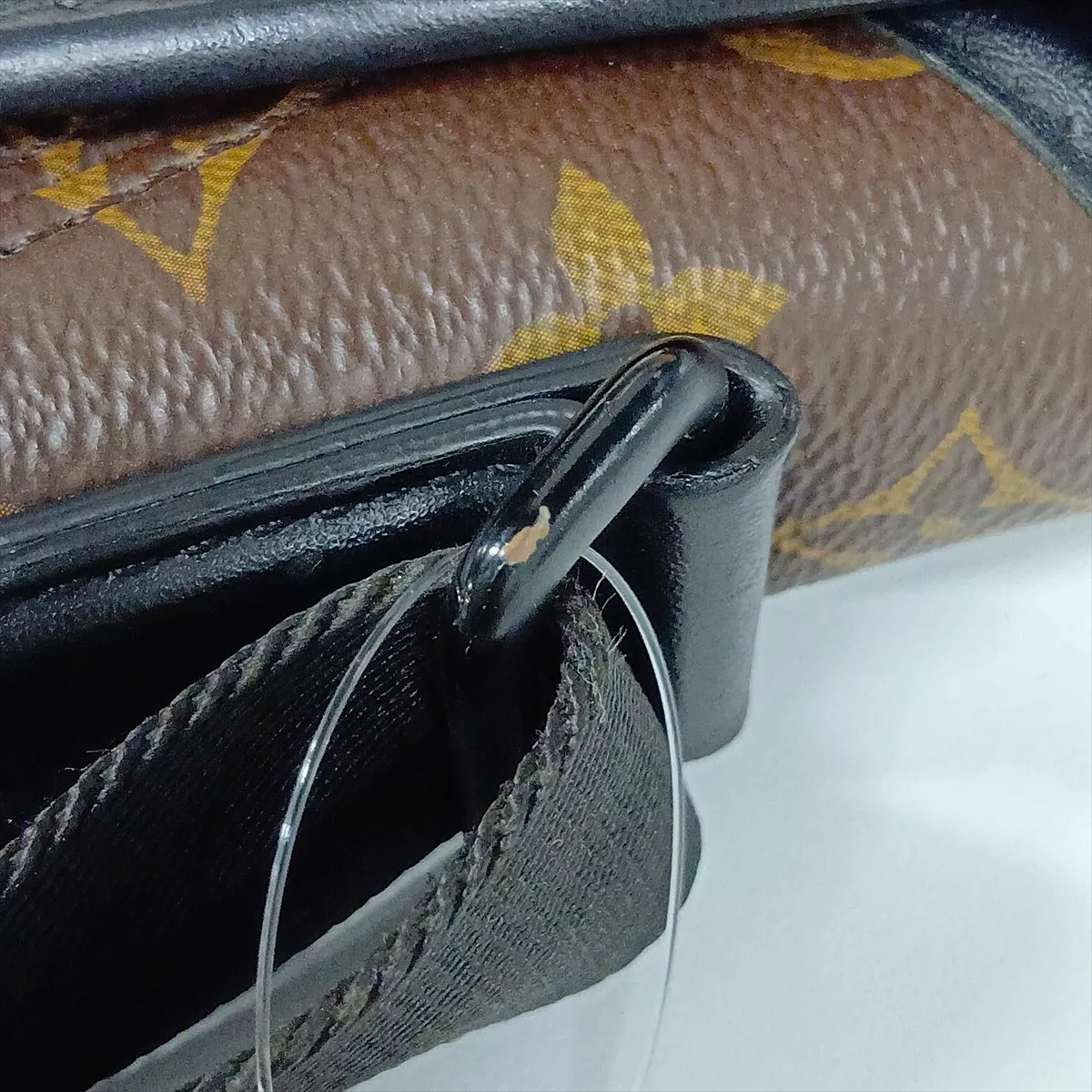 Monogram Macassar Magnetic Messenger Bag M45557 Brown x Black (RFID detected) — view 12