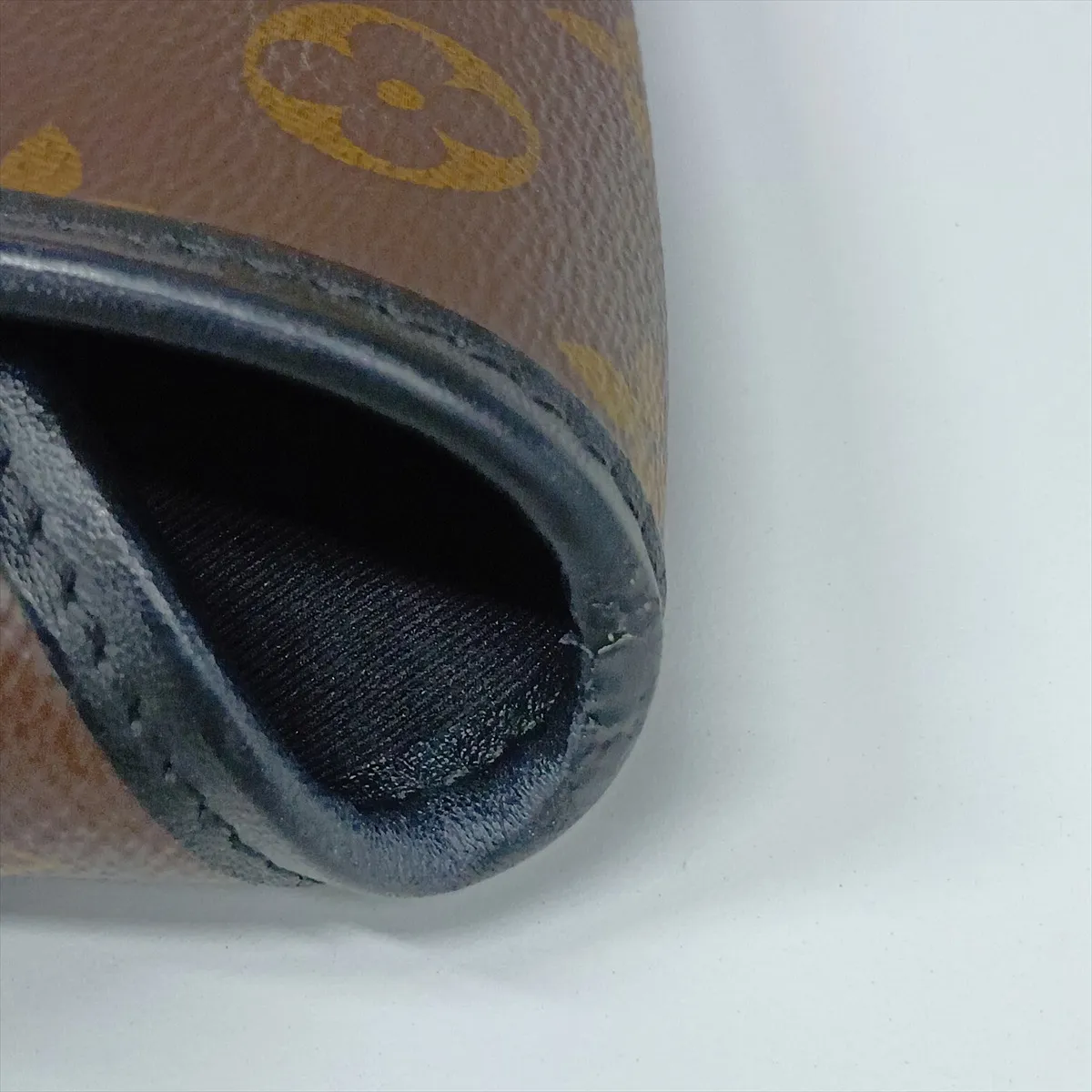 Monogram Macassar Magnetic Messenger Bag M45557 Brown x Black (RFID detected) — view 13