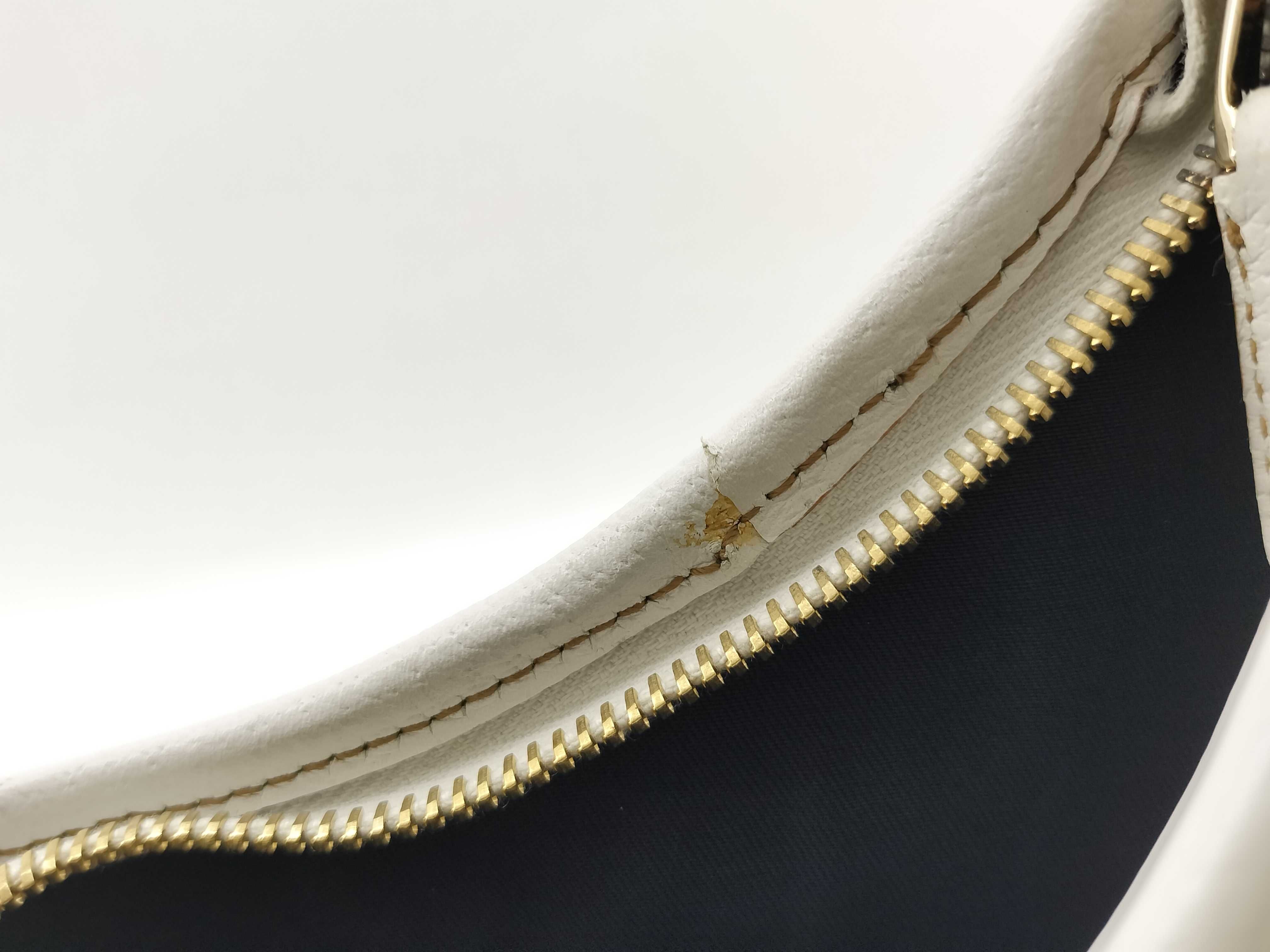 One-Shoulder Bag, White Handbag — view 15