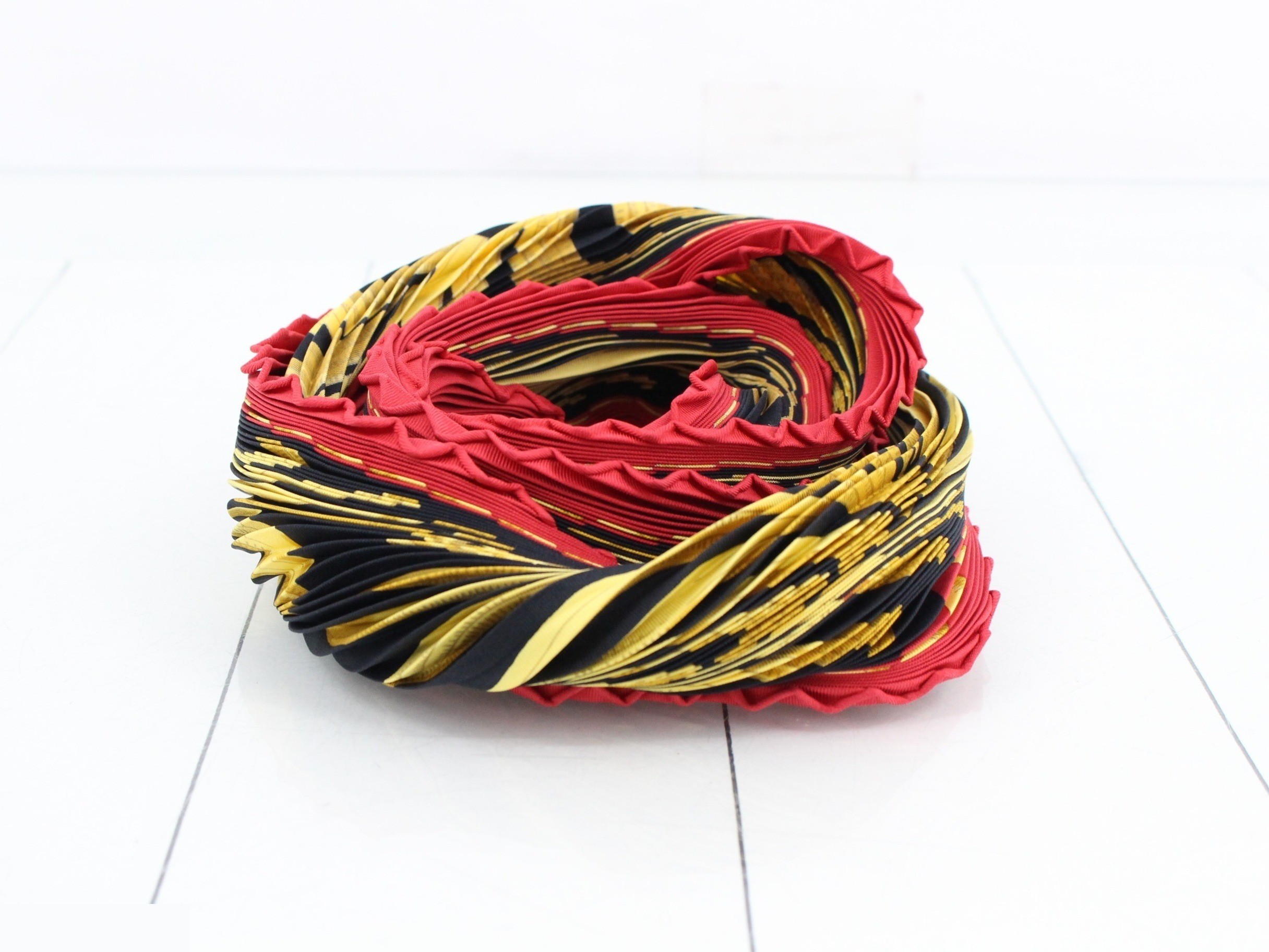 Carre 90 Scarf — view 2