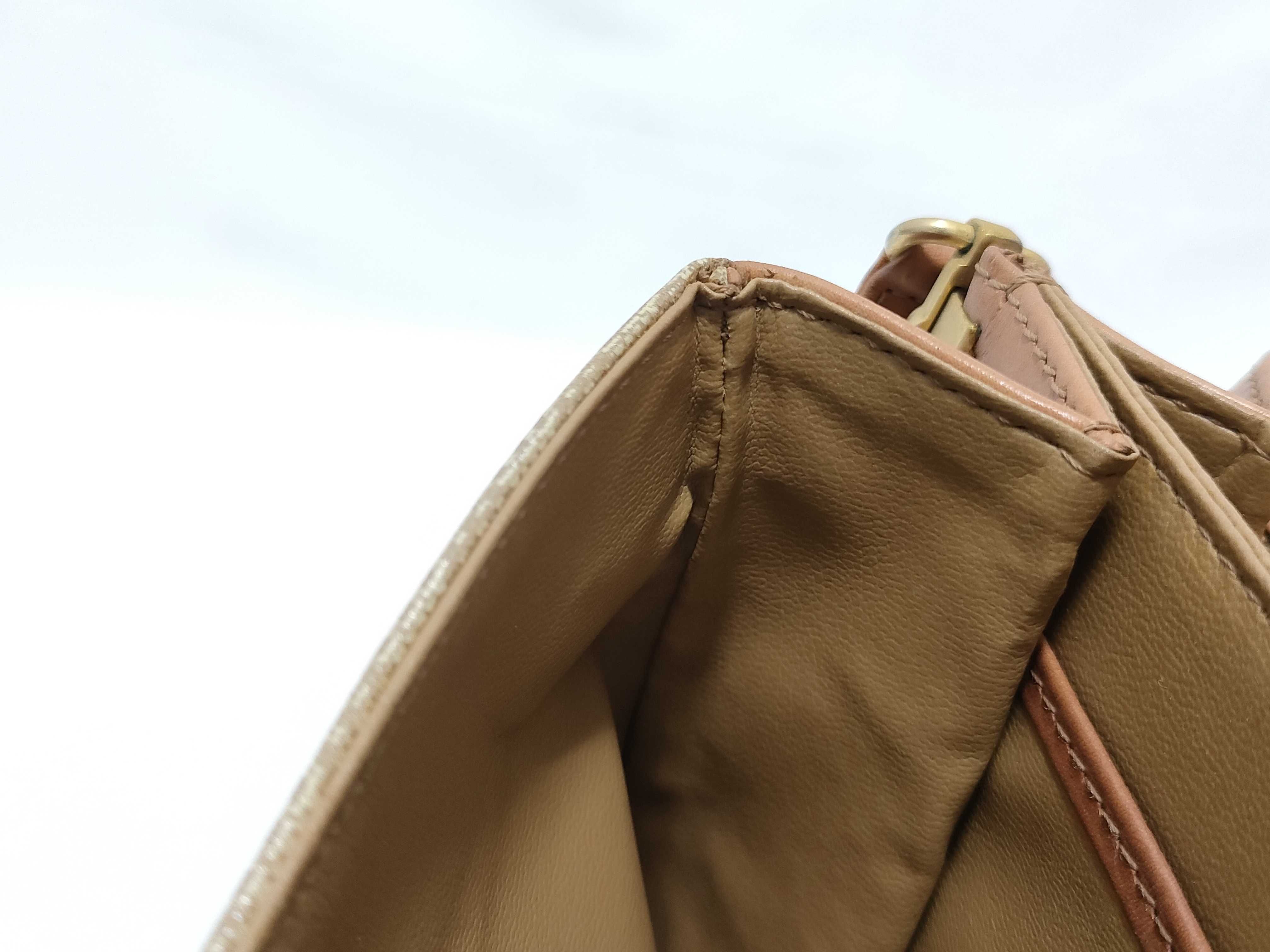 Vintage Shoulder Bag M06 Shoulder Bag — view 9