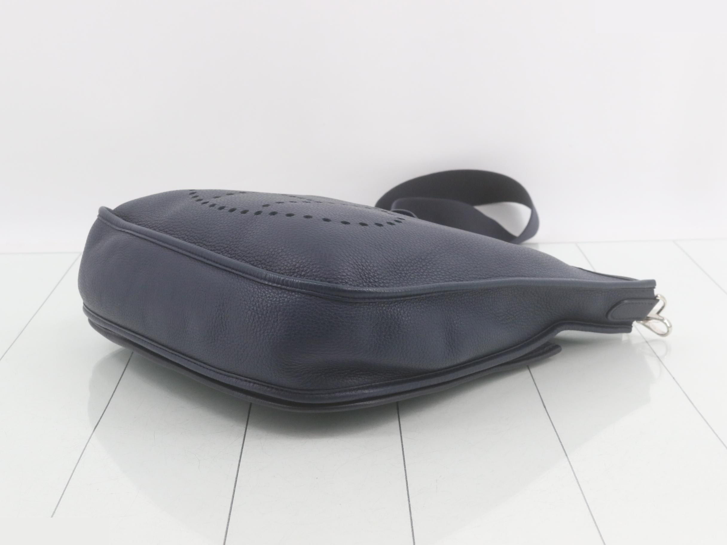 Evelyn 3 Evelyn Series Shoulder Bag — view 6