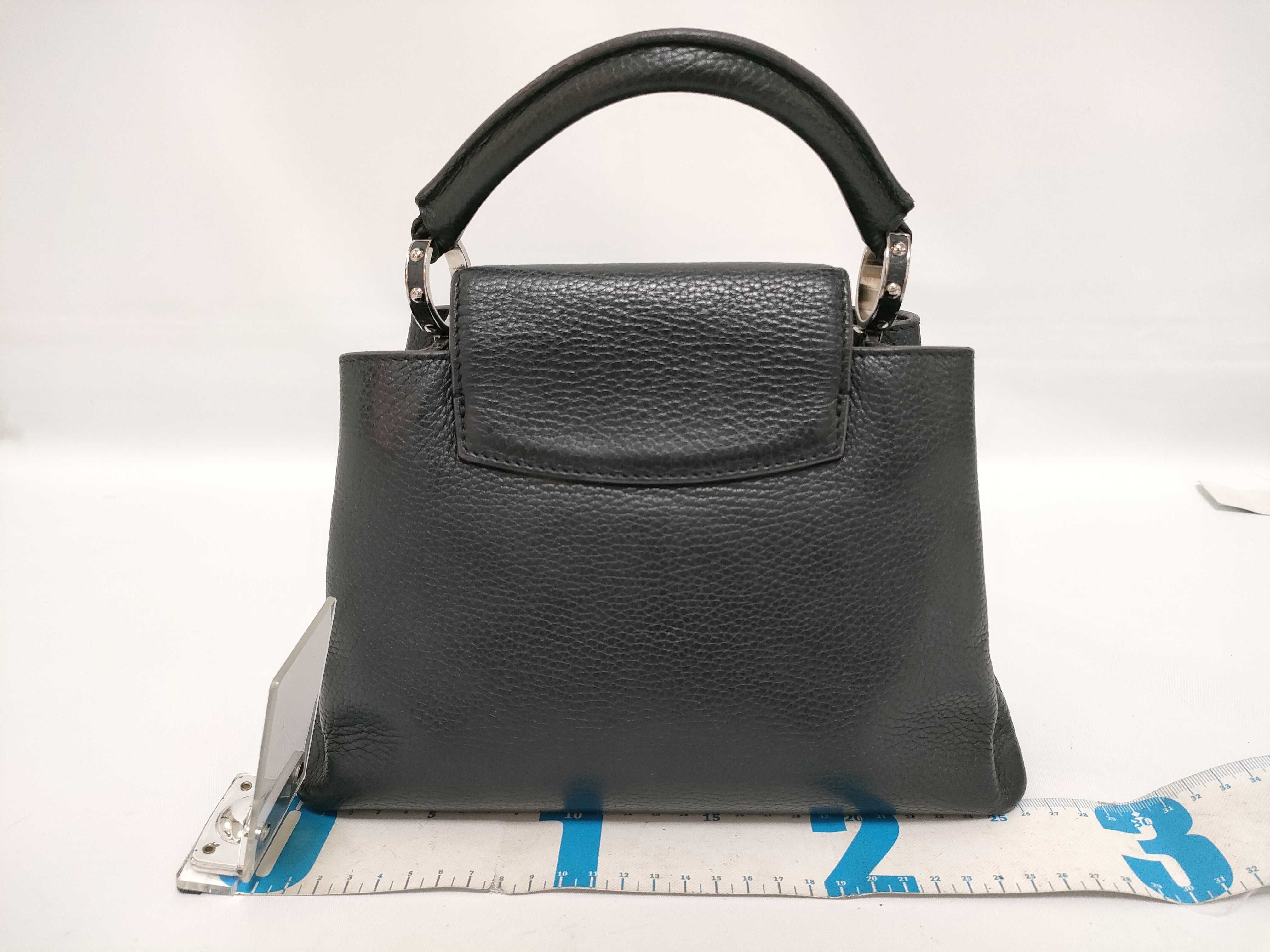 Damier Graphite Louis Vuitton Capucines Taurillon Leather Handbag — view 2
