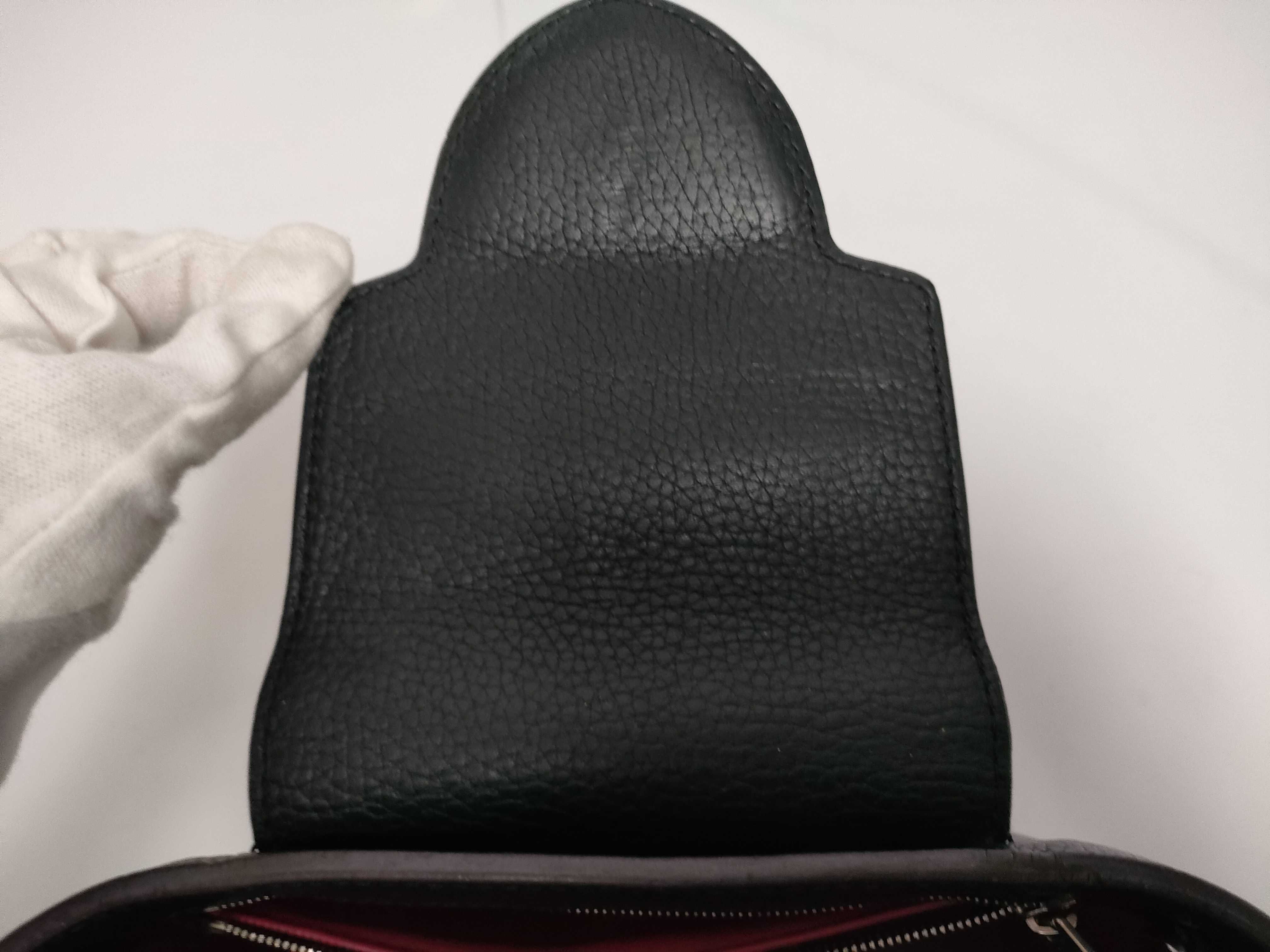 Damier Graphite Louis Vuitton Capucines Taurillon Leather Handbag — view 11