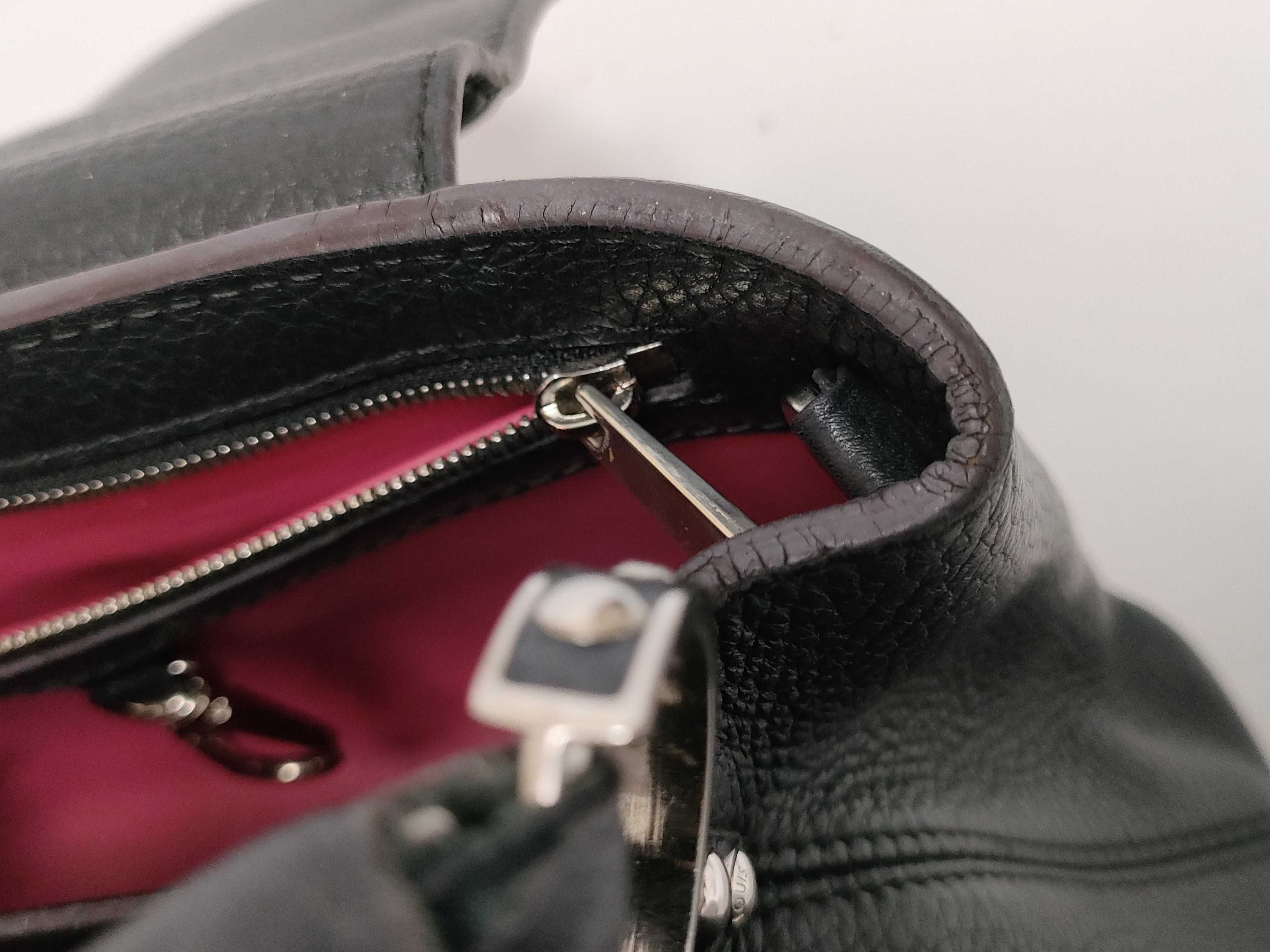 Damier Graphite Louis Vuitton Capucines Taurillon Leather Handbag — view 10