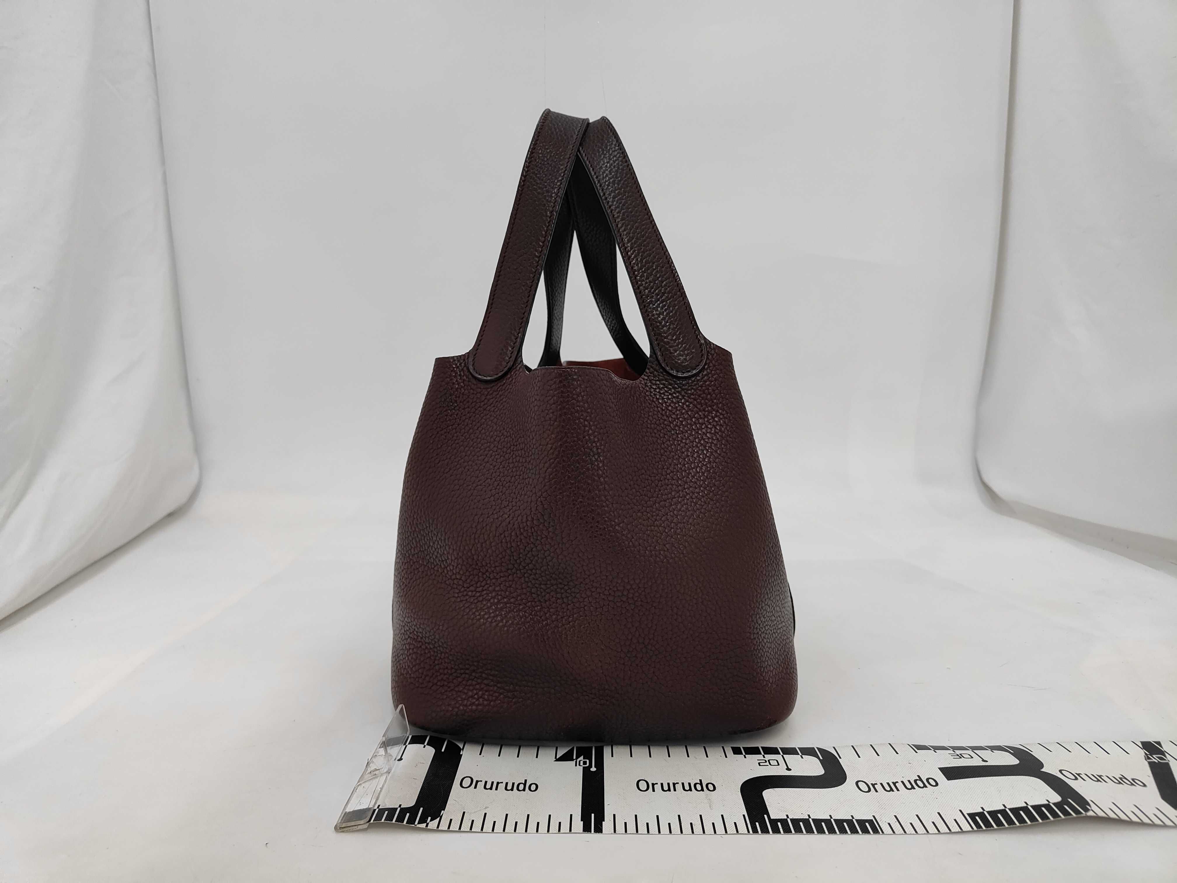 Picotin Lock MM Taurillon Clemence Bordeaux Silver Hardware M Stamp Handbag — view 2
