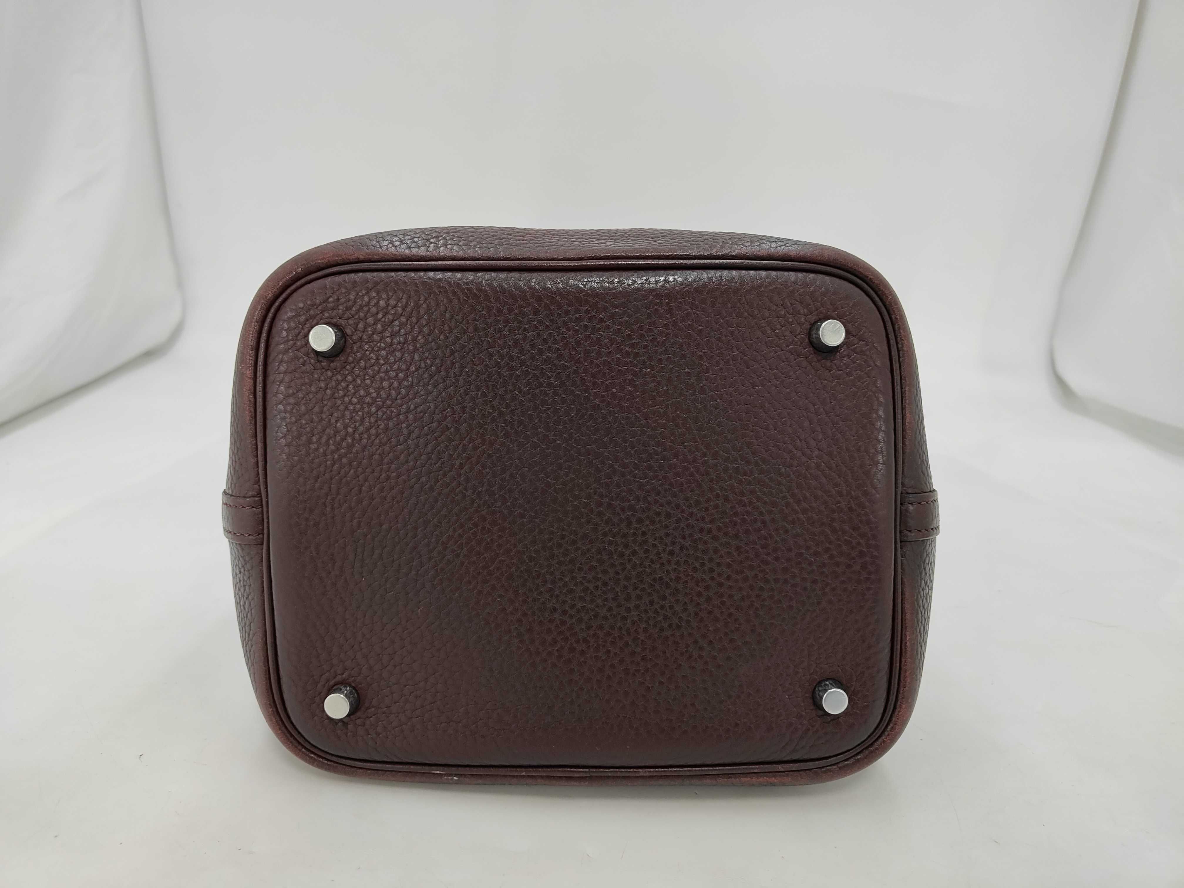 Picotin Lock MM Taurillon Clemence Bordeaux Silver Hardware M Stamp Handbag — view 4