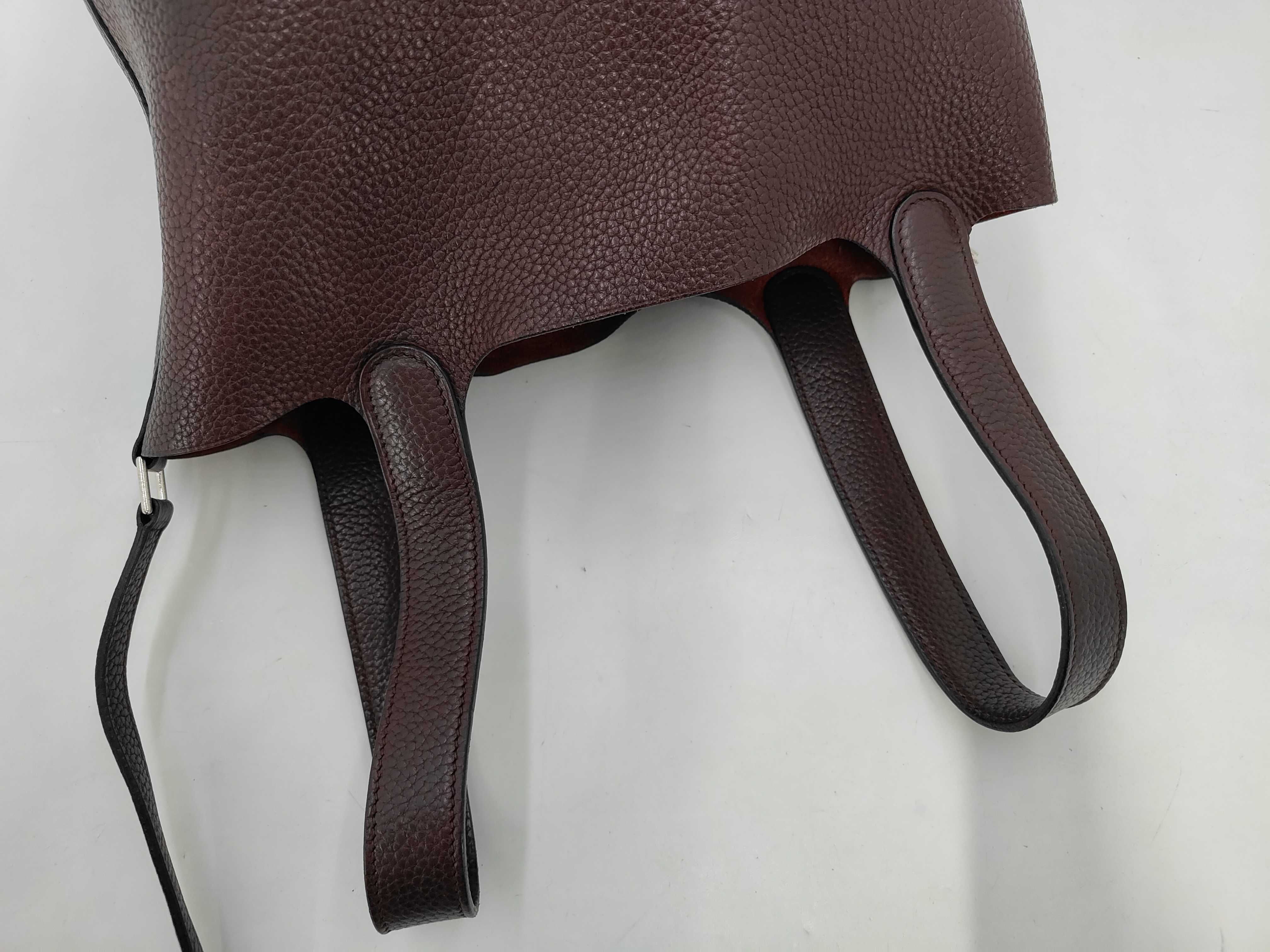 Picotin Lock MM Taurillon Clemence Bordeaux Silver Hardware M Stamp Handbag — view 5