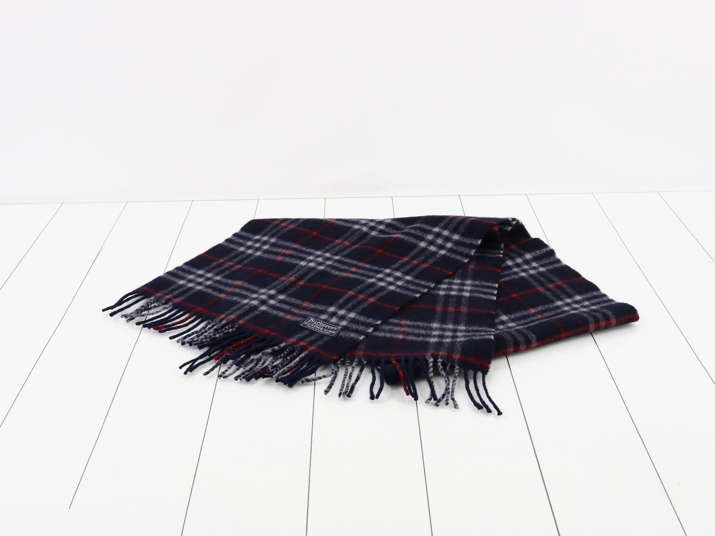 Nova Check Scarf, Navy — view 2