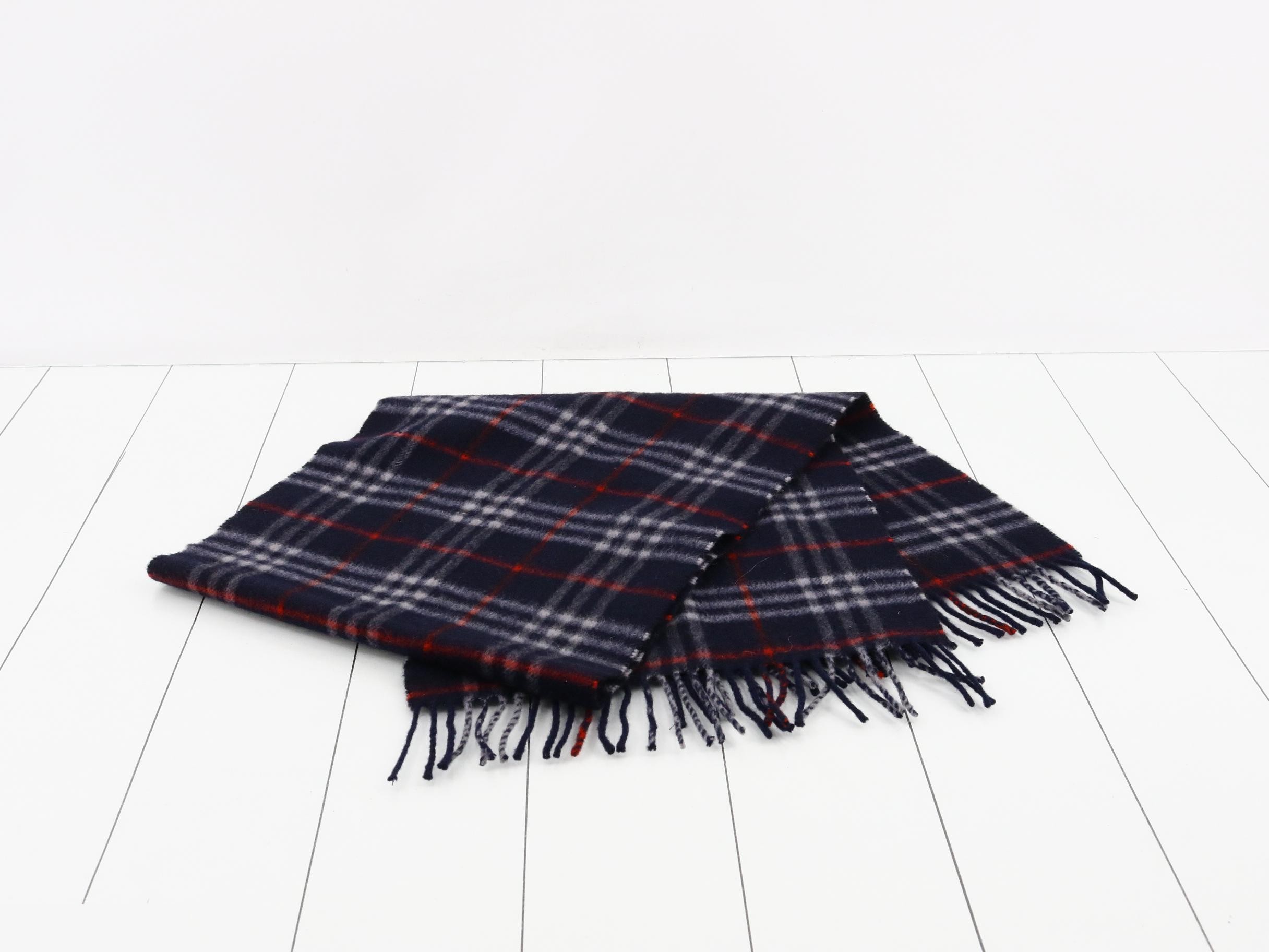 Nova Check Scarf, Navy — view 3