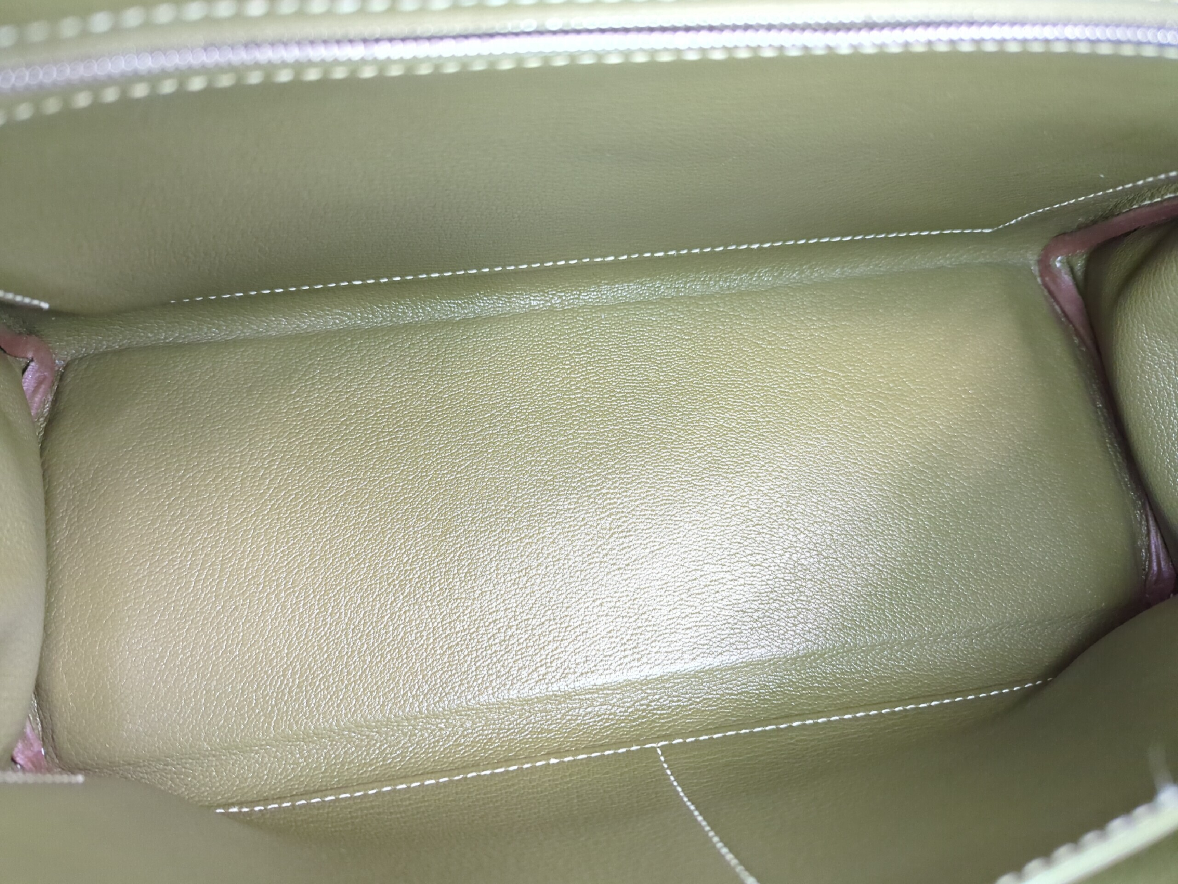 Candy Kelly 32 Epsom Kiwi Liken O stamp shoulder bag — view 9